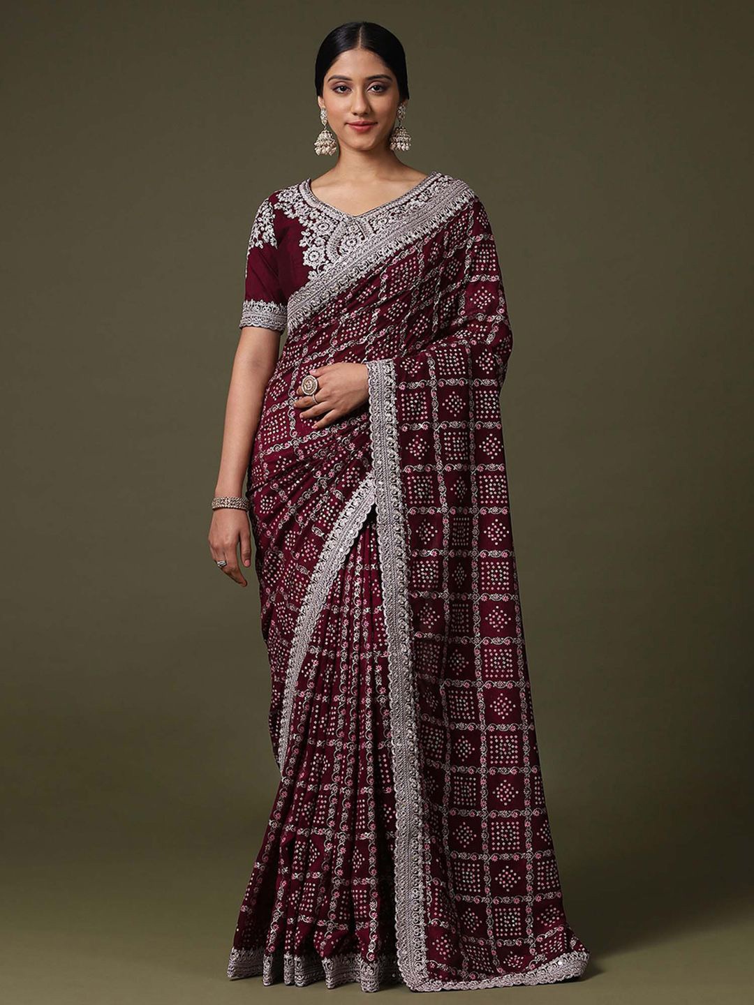 

Saree mall Bandhani Embroidered Silk Blend Bandhani Sarees, Burgundy
