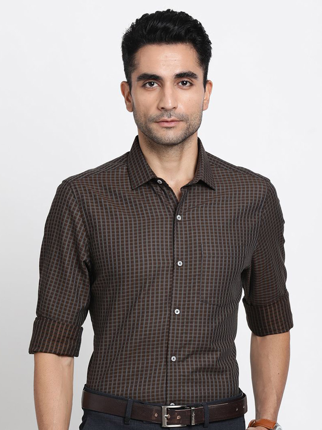 

Turtle Men Classic Opaque Checked Formal Shirt, Brown