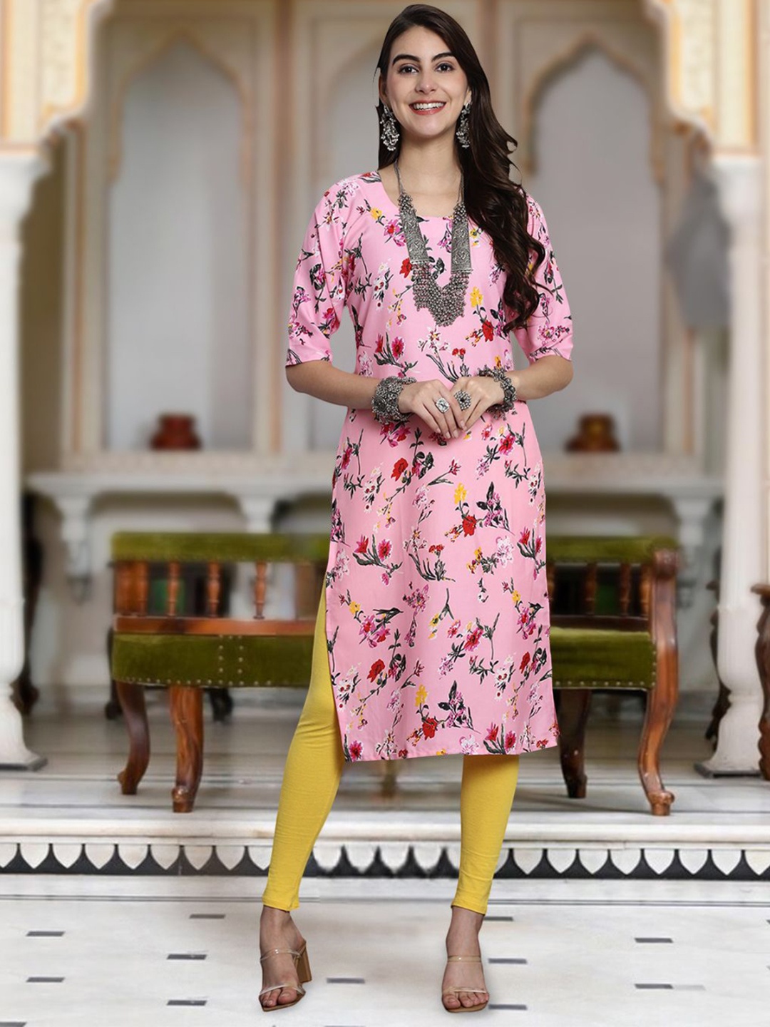 

Moda Rapido Floral Printed Round Neck Straight Kurta, Pink