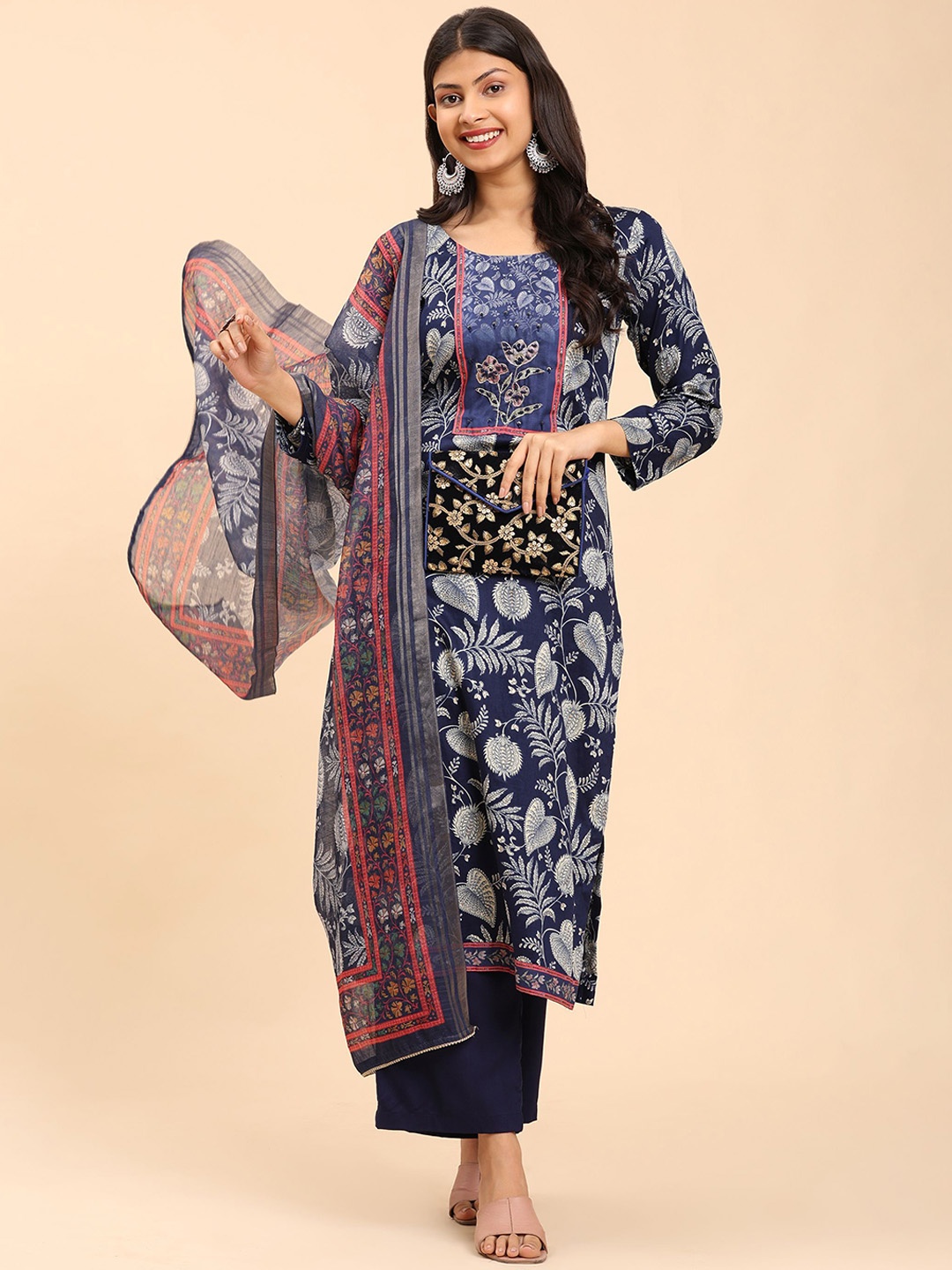 

Mamicha Women Printed Regular Pure Cotton Kurta with Palazzos & With Dupatta, Navy blue