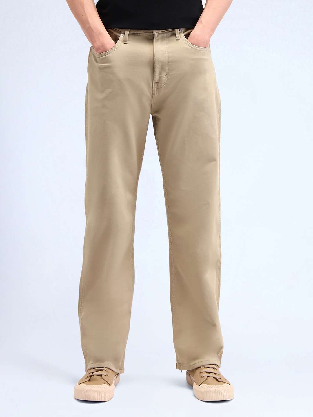 

Flying Machine Men Loose Relaxed Fit Stretchable Jeans, Beige