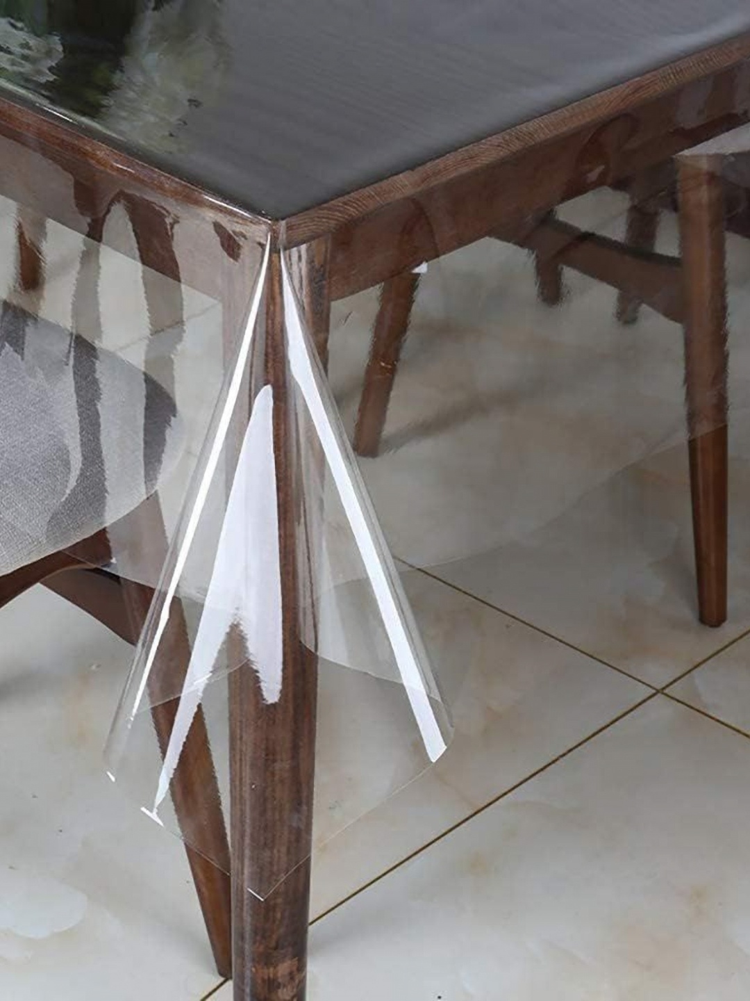 

Homerz Transparent Waterproof 6-Seater Table Cover
