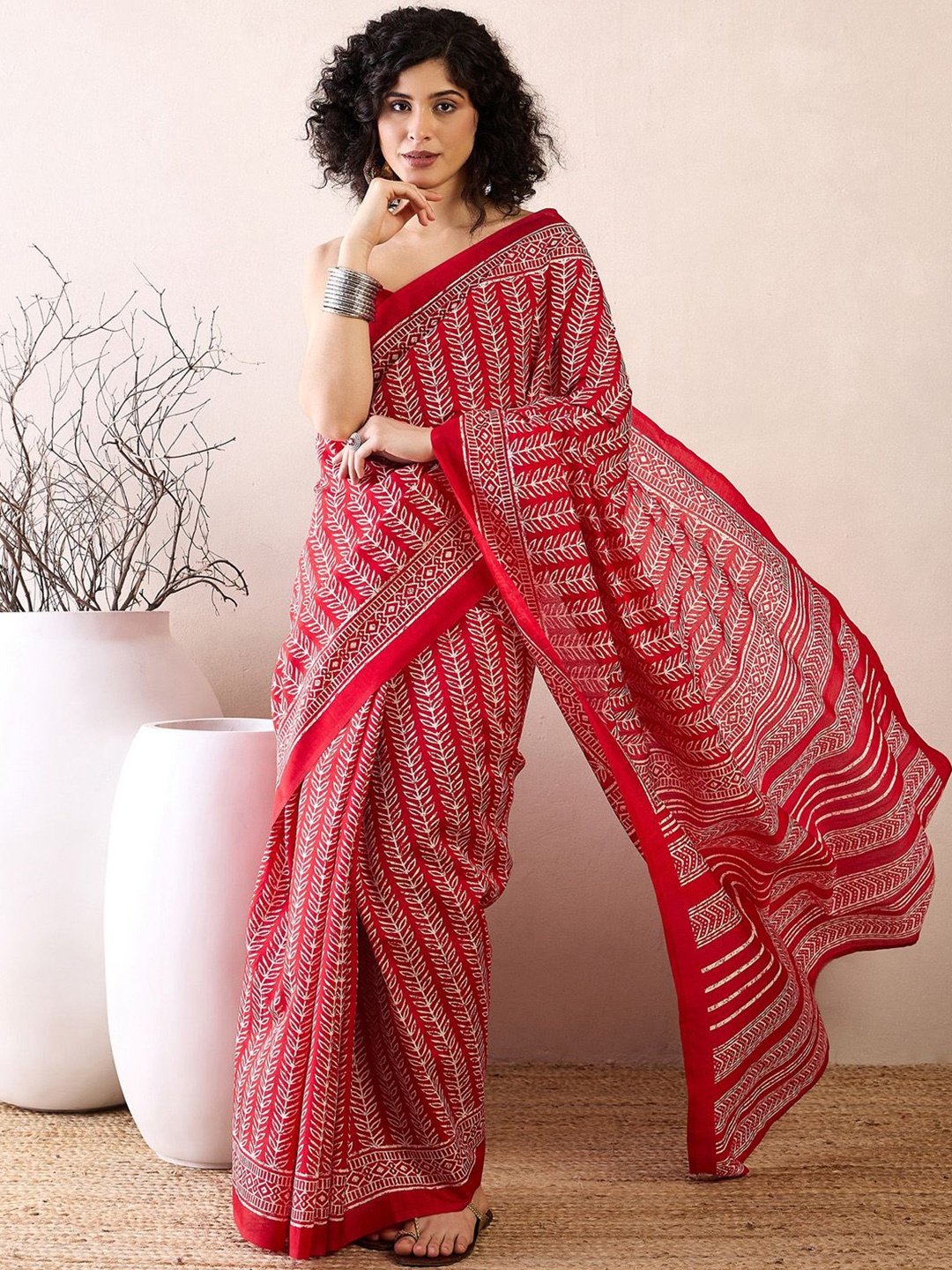 

Anouk Rustic Ethnic Motifs Silk Blend Ready to Wear Dabu Saree, Red