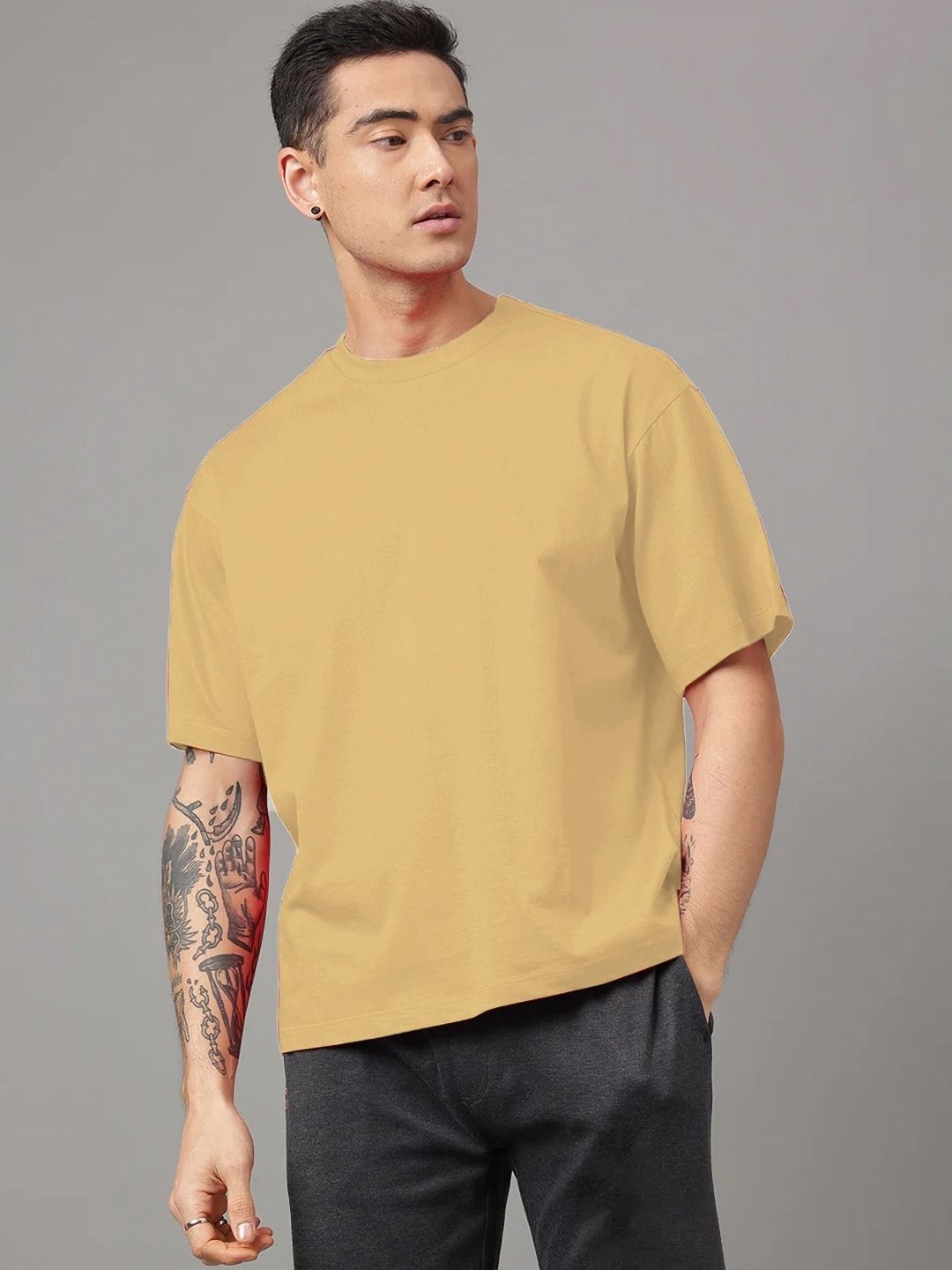 

Moda Rapido Men Drop-Shoulder Sleeves T-shirt, Beige