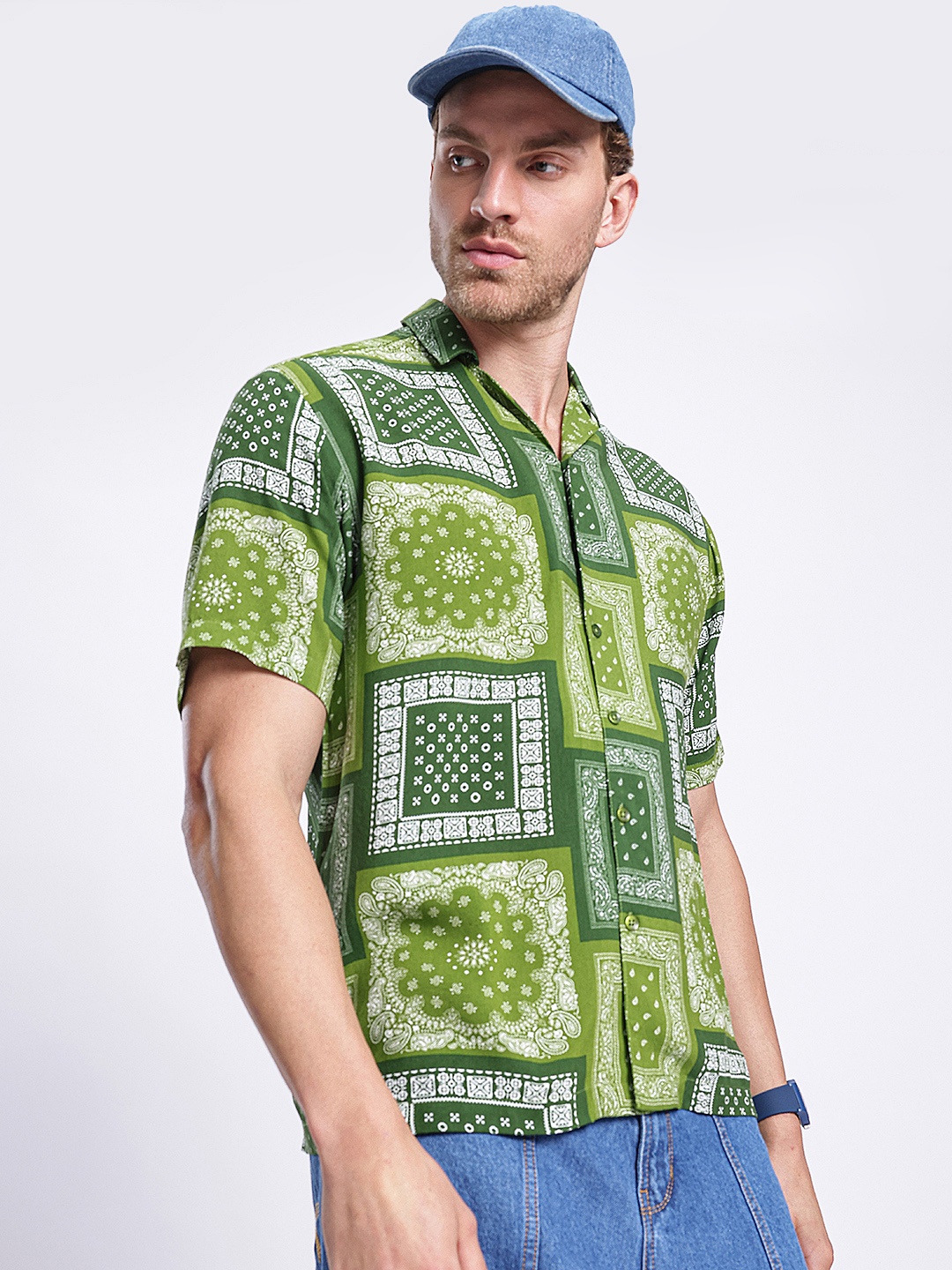 

glitchez Bandana Breeze Collared Case Oversized Shirt, Green