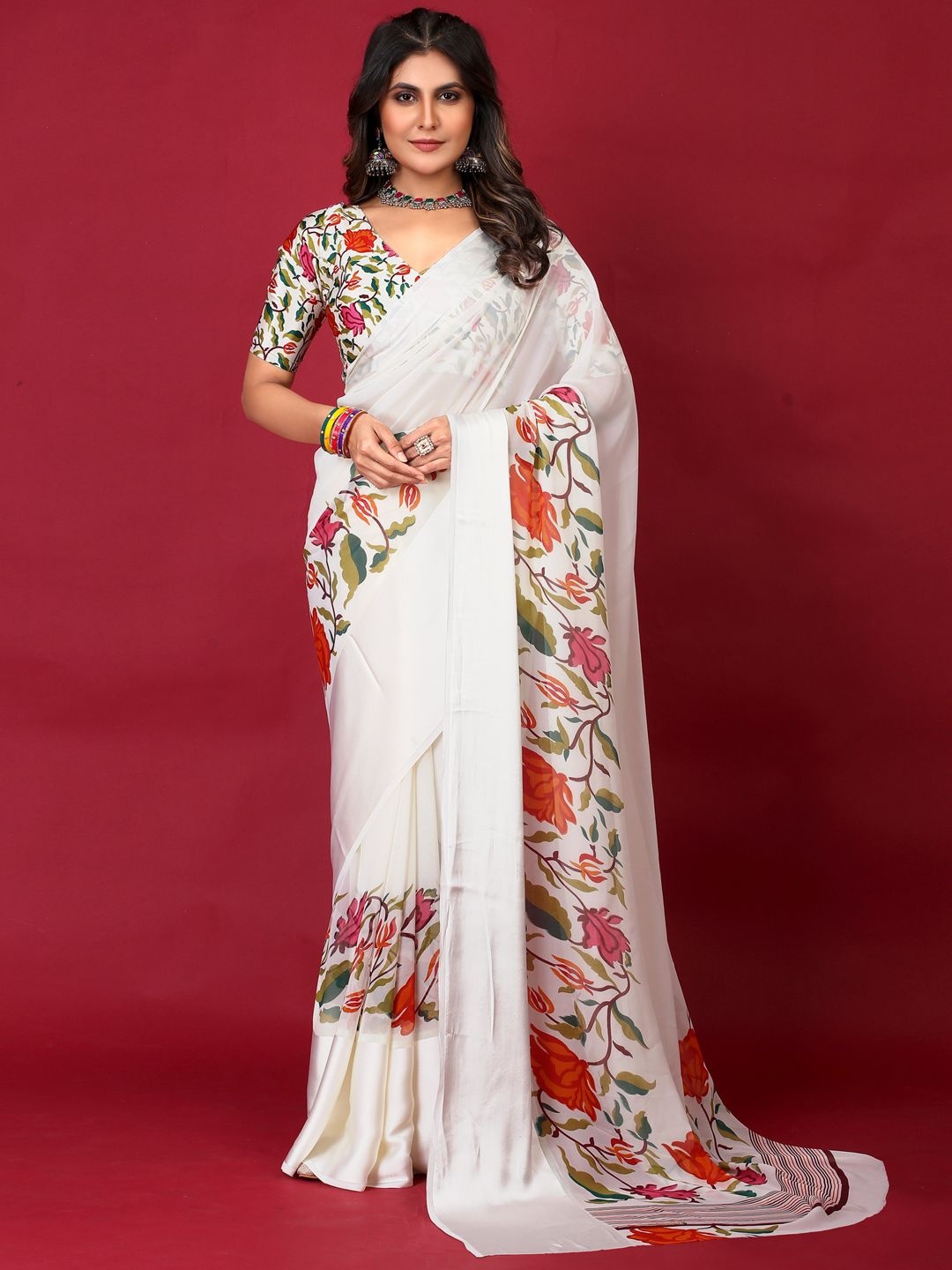 

Mitera Floral Poly Georgette Designer Bagru Saree, White