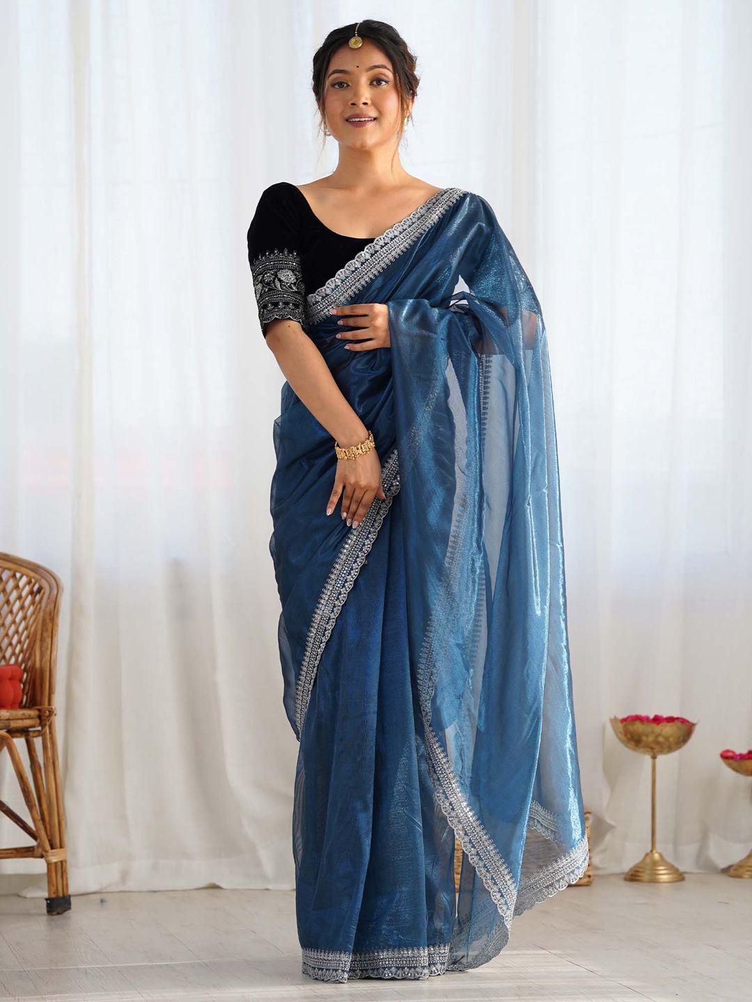 

Anouk Sequinned Net Saree, Black