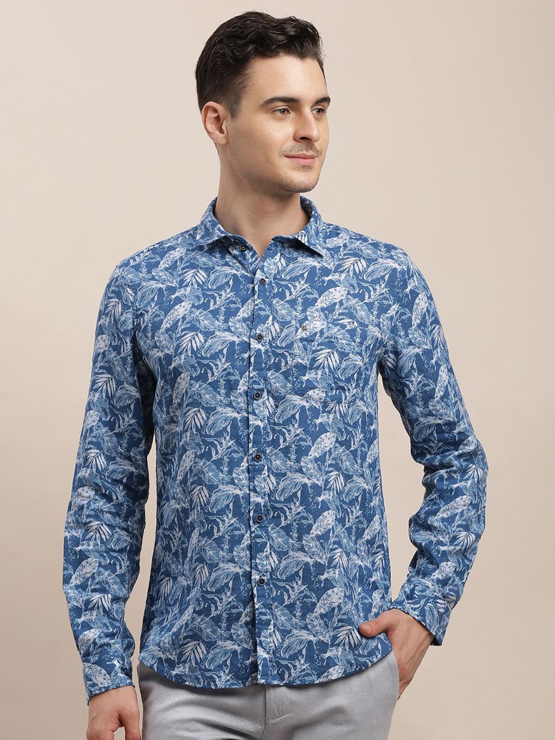 

Turtle Men Relaxed Slim Fit Floral Opaque Printed Casual Shirt, Blue