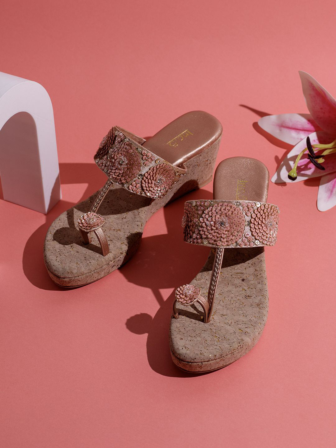 

Inc 5 Embellished Ethnic Wedge Sandals, Rose gold