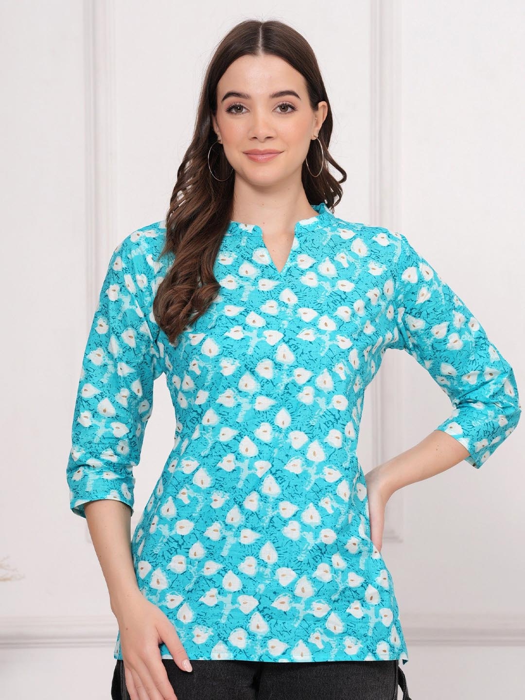 

UT Venero Floral Print Mandarin Collar Cotton Top, Turquoise blue
