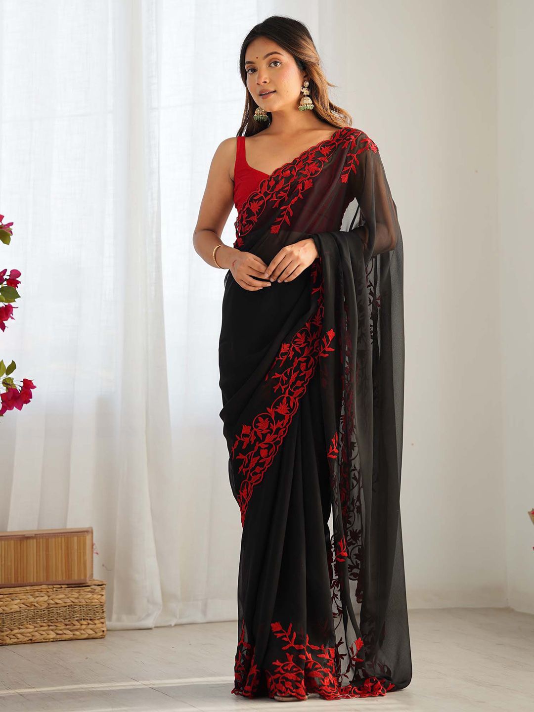 

Anouk Floral Embroidered Pure Georgette Saree, Red
