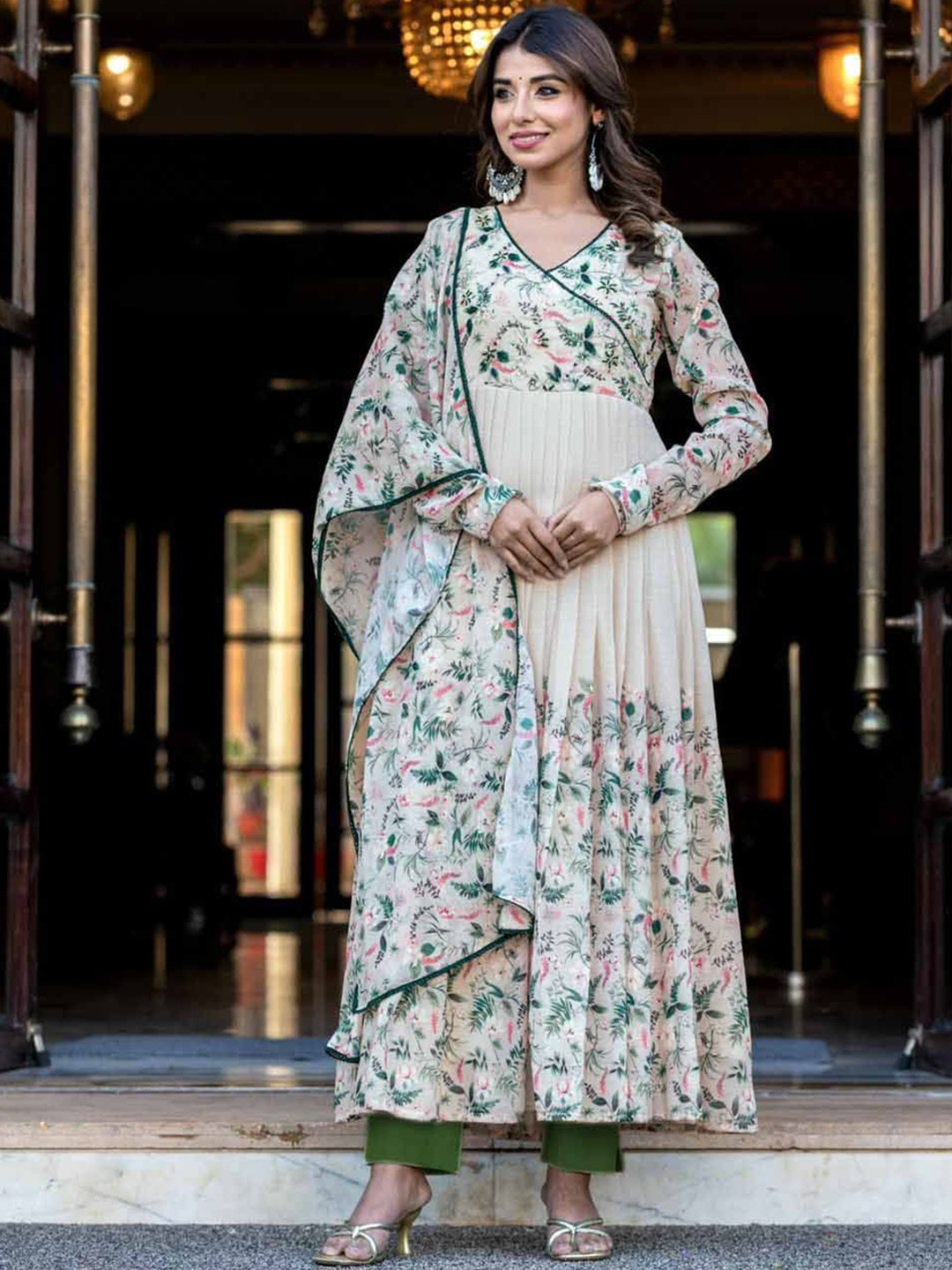 

Sangria Embroidered Anarkali Kurta Set, Green
