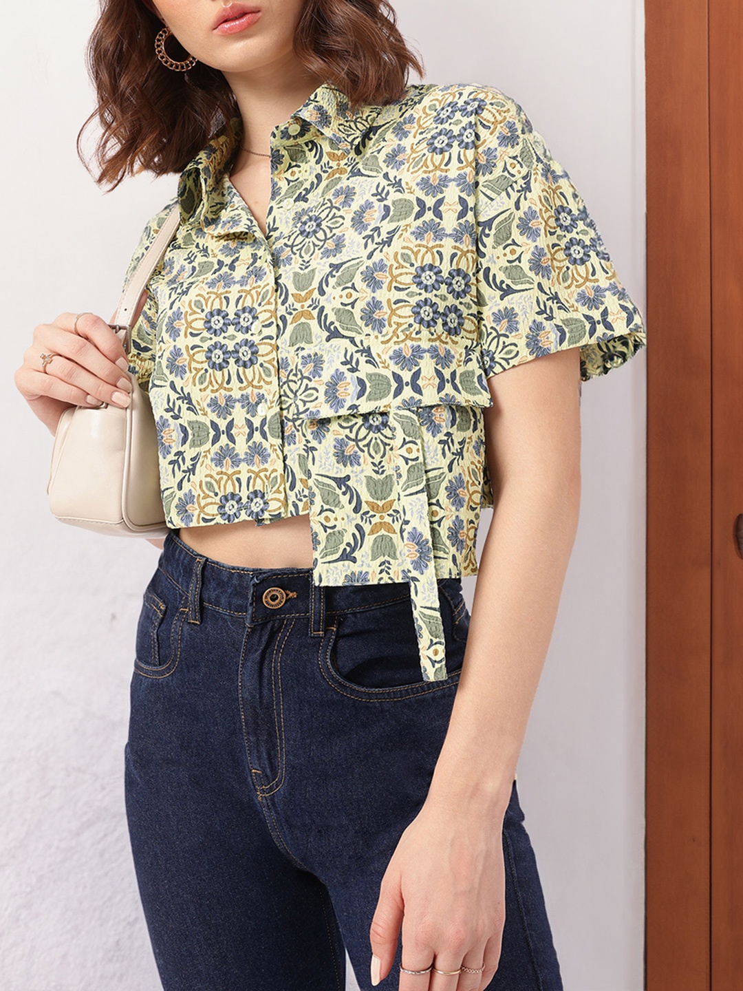 

DressBerry Nomad Nook Printed Seersucker Boxy Crop Shirt, Green