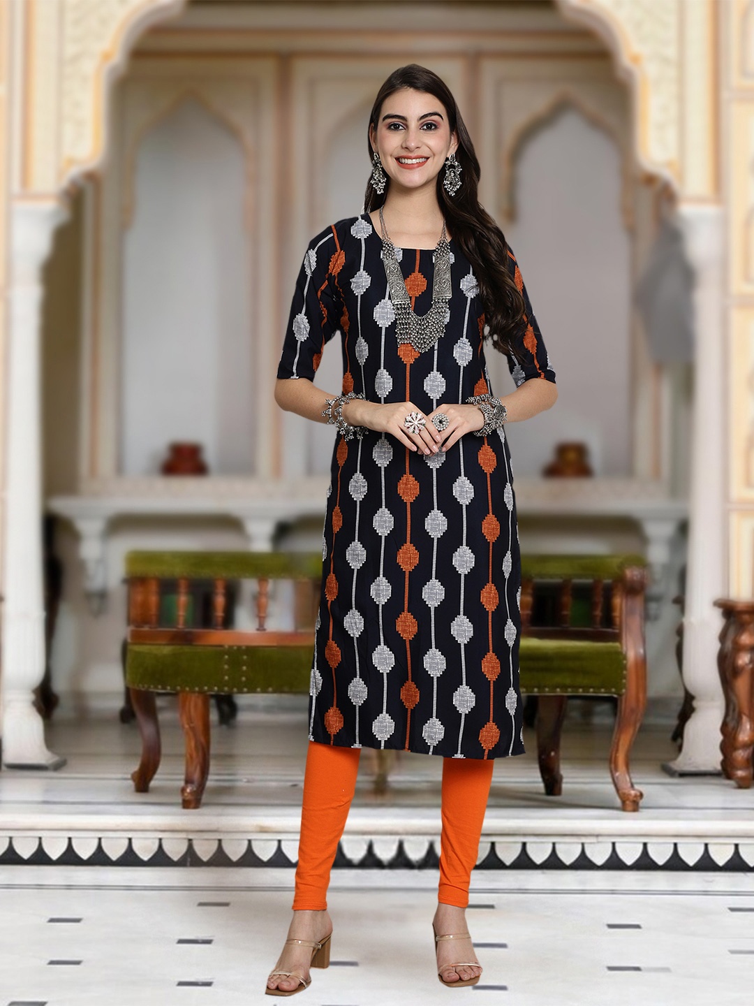 

Moda Rapido Geometric Printed Round Neck Straight Kurta, Black