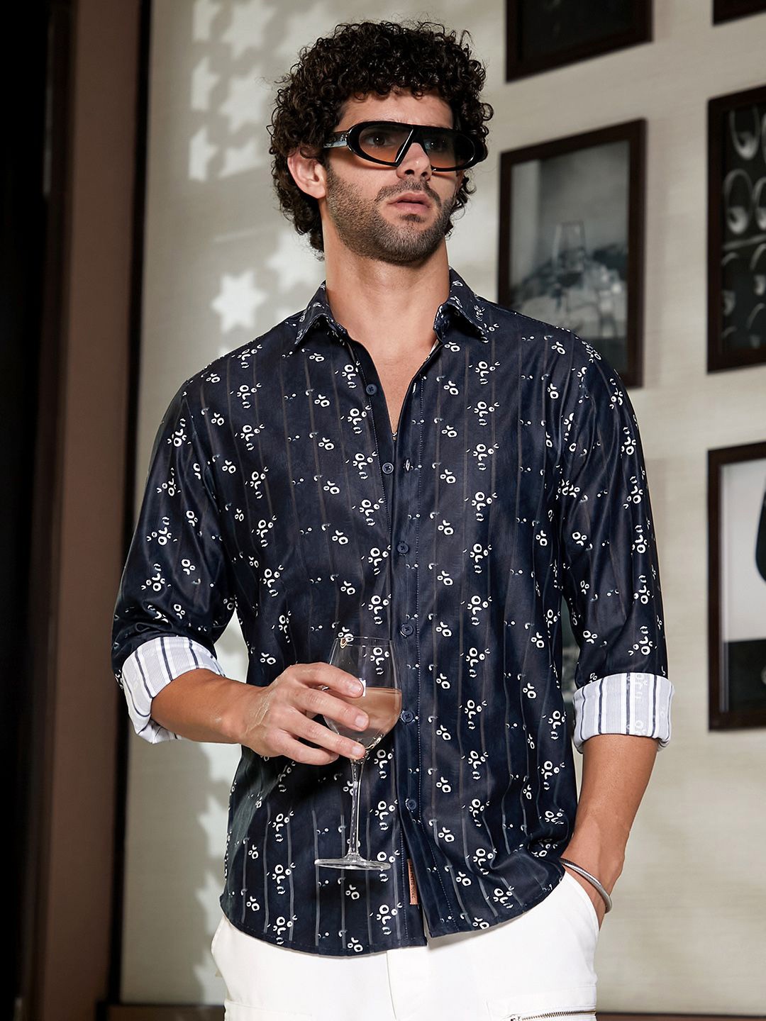 

Campus Sutra Men Comfort Opaque Printed Casual Shirt, Black