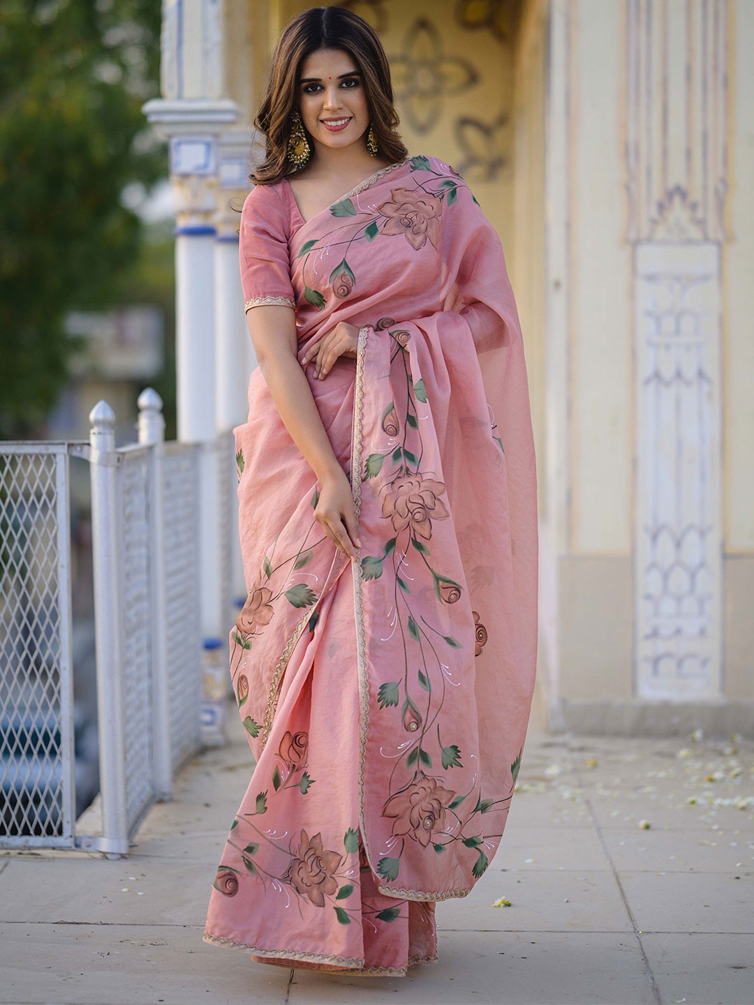 

HOUSE OF BAISA Floral Sequinned Organza Saree, Peach