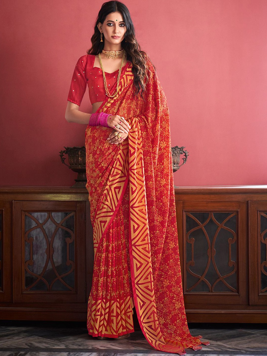 

Anouk Rustic Floral Poly Georgette Saree, Red
