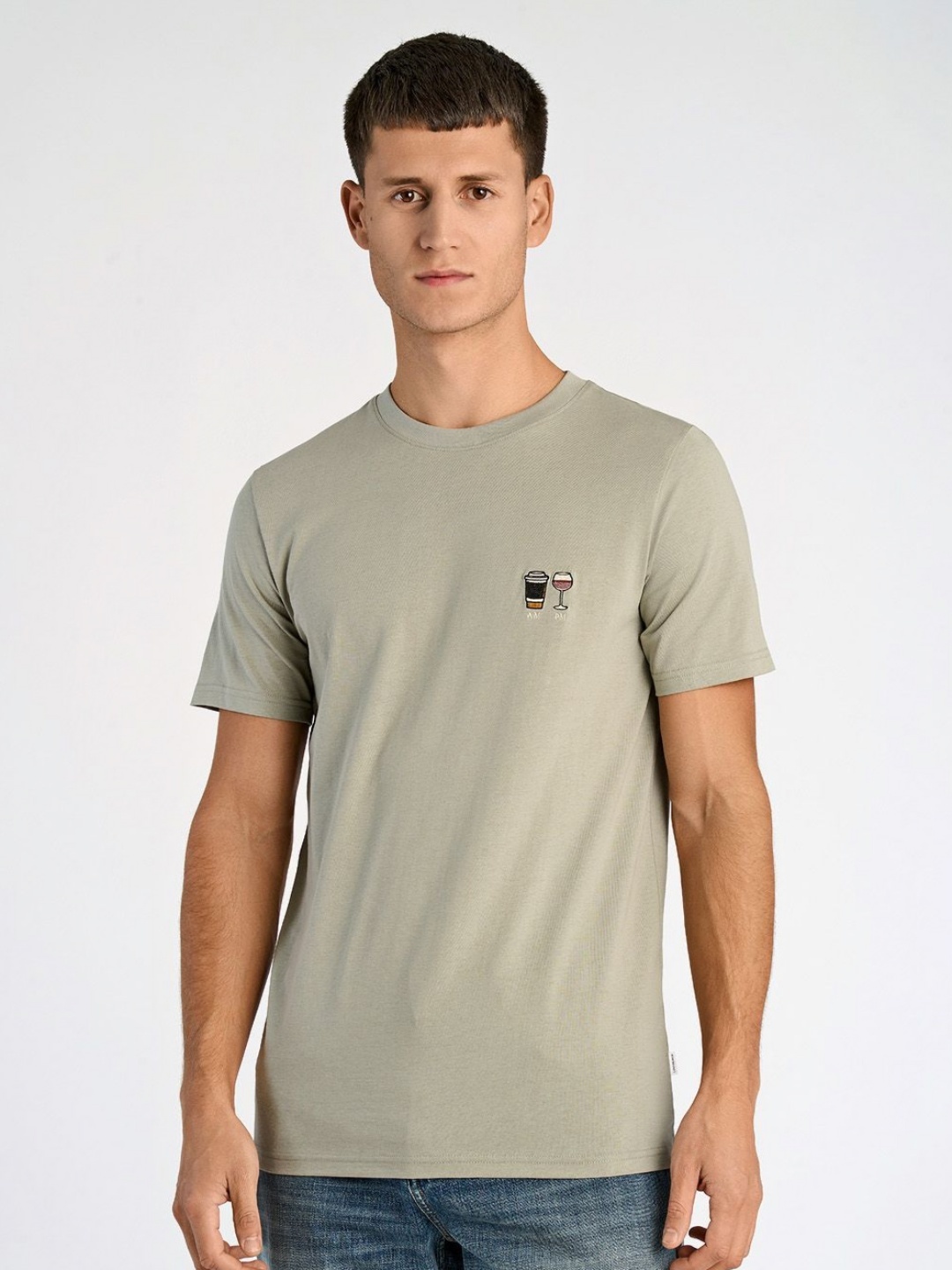 

LINDBERGH Men Solid Pure Cotton Applique T-shirt, Green
