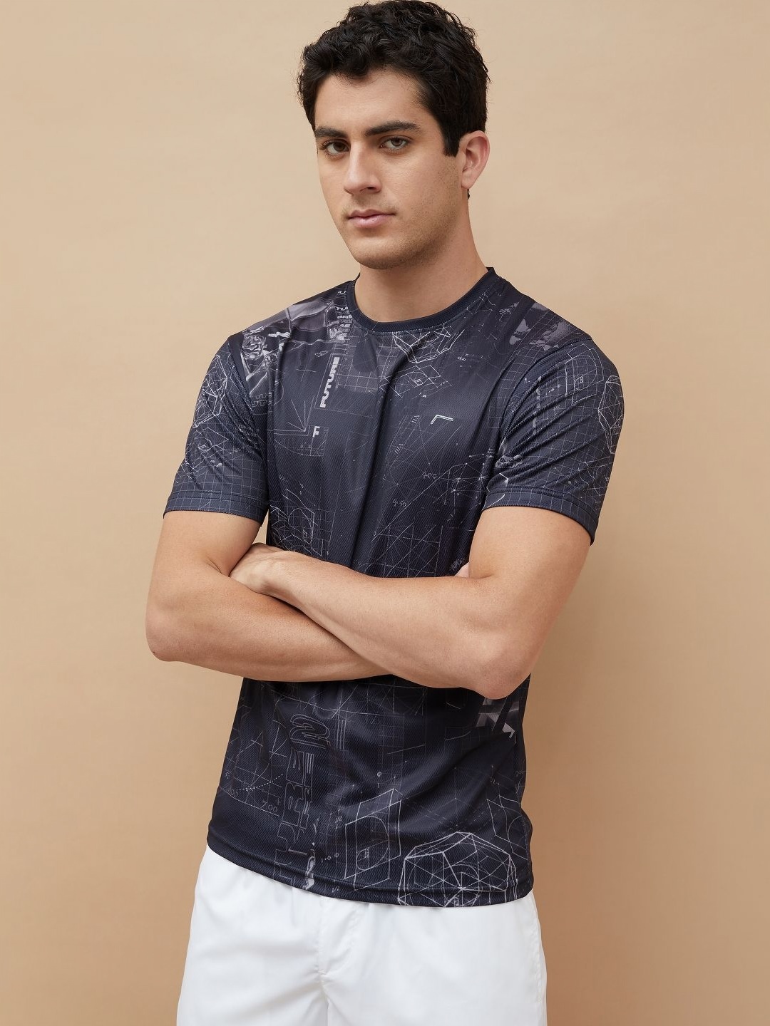 

Fame Forever by Lifestyle Men Printed Pockets T-shirt, Black