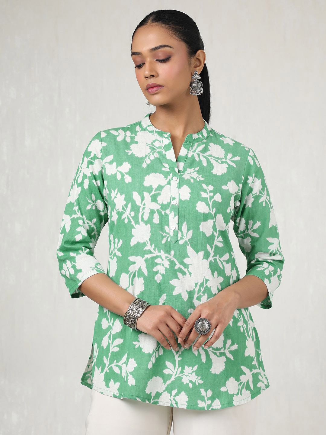

Soch Mandarin Collar Printed Tunic, Green