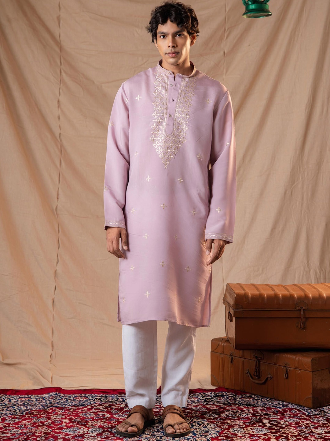 

5 Stitch Ethnic Motifs Embroidered Sequinned Mandarin Collar Chanderi Silk Kurta, Purple