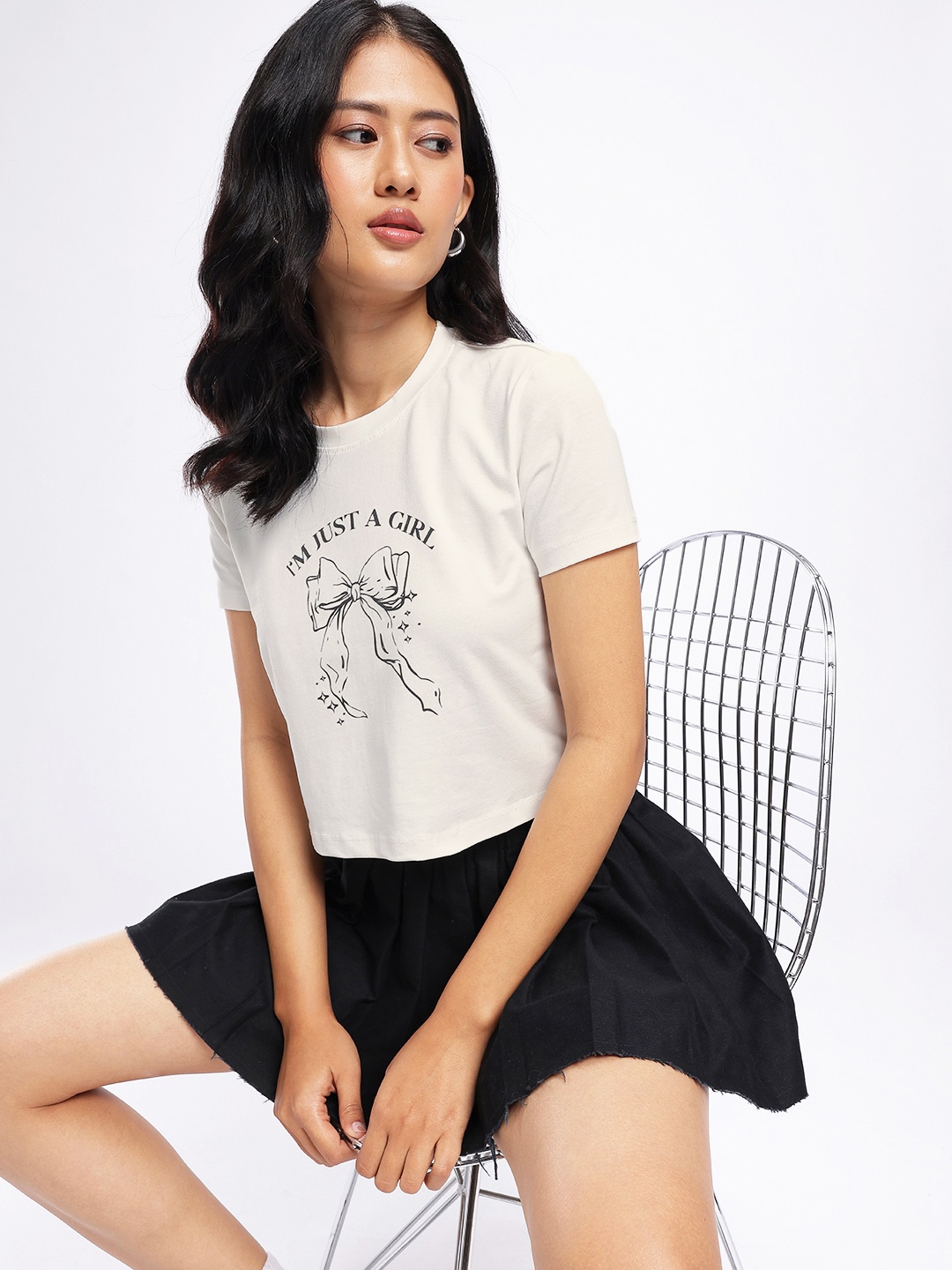 

DressBerry Chic Charm Printed Boxy Crop T-shirt, White