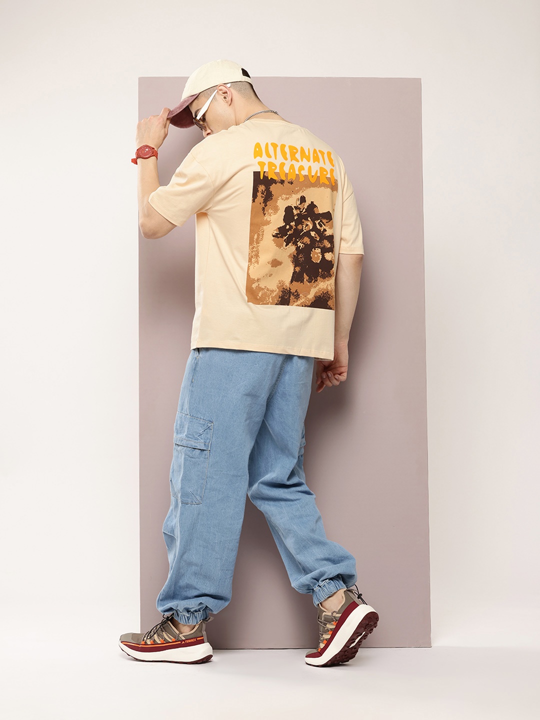 

Kook N Keech Men Printed Oversized Pure Cotton T-shirt, Cream