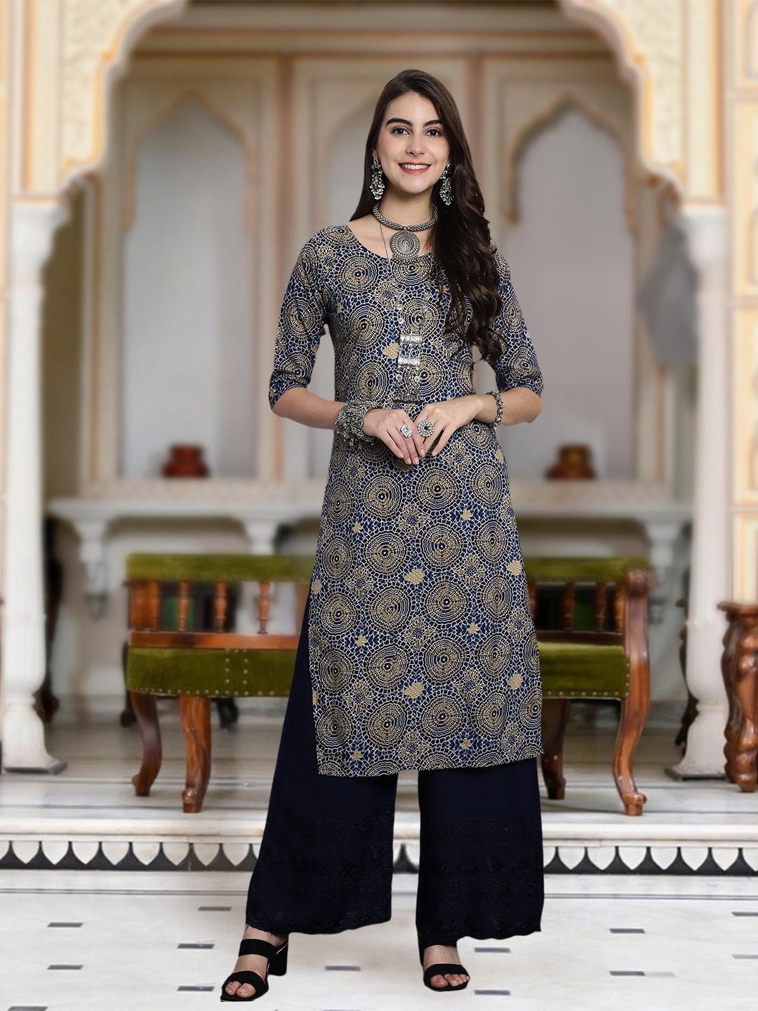 

Moda Rapido Floral Printed Round Neck Straight Kurta, Blue