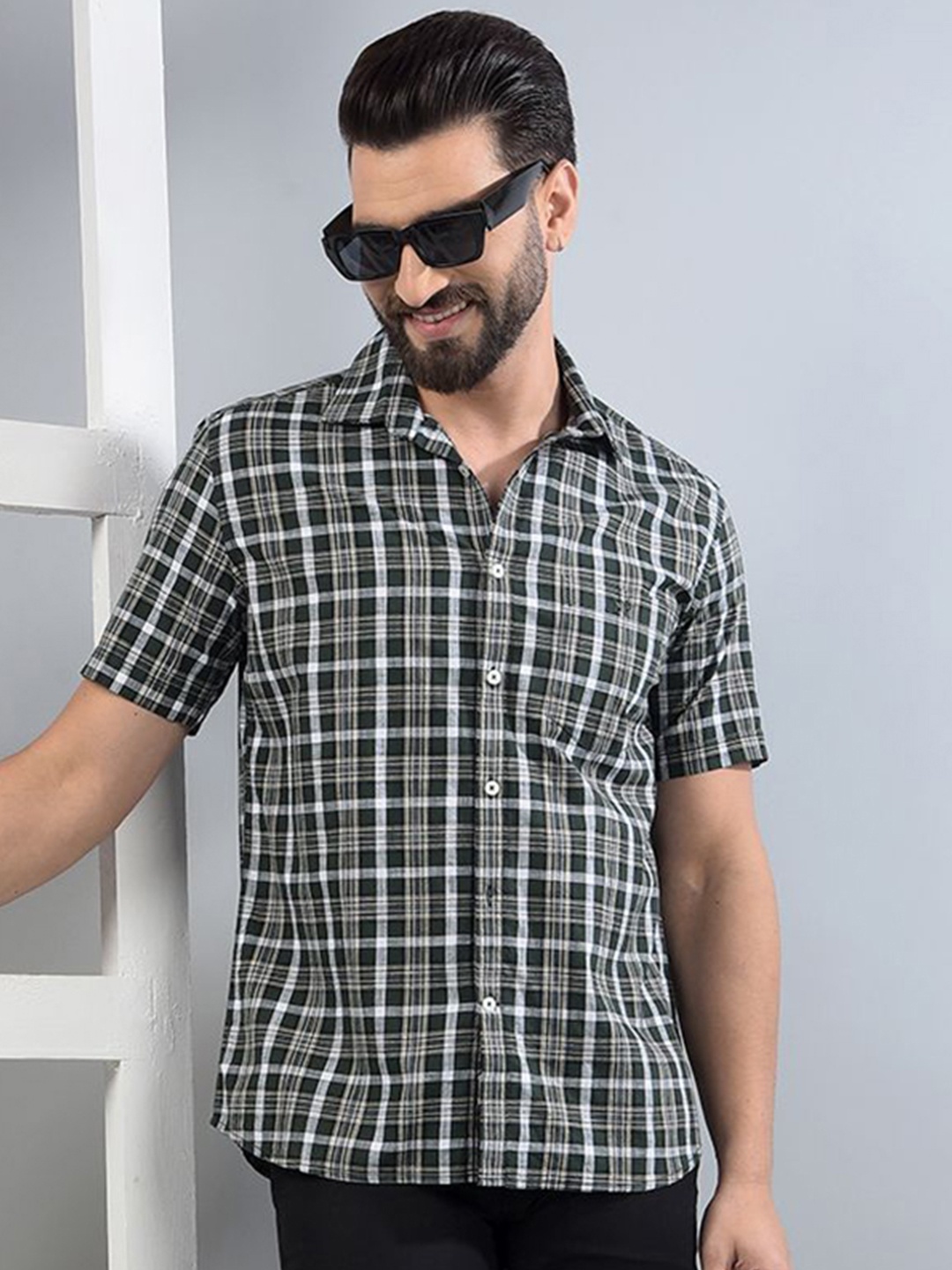 

Crimsoune Club Men Classic Slim Fit Tartan Checks Opaque Checked Casual Shirt, Olive