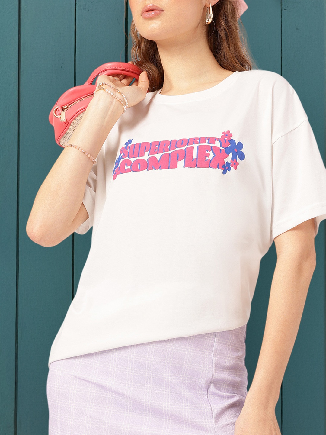 

DressBerry Laid-Back Drop Shoulder Relaxed Tee, White