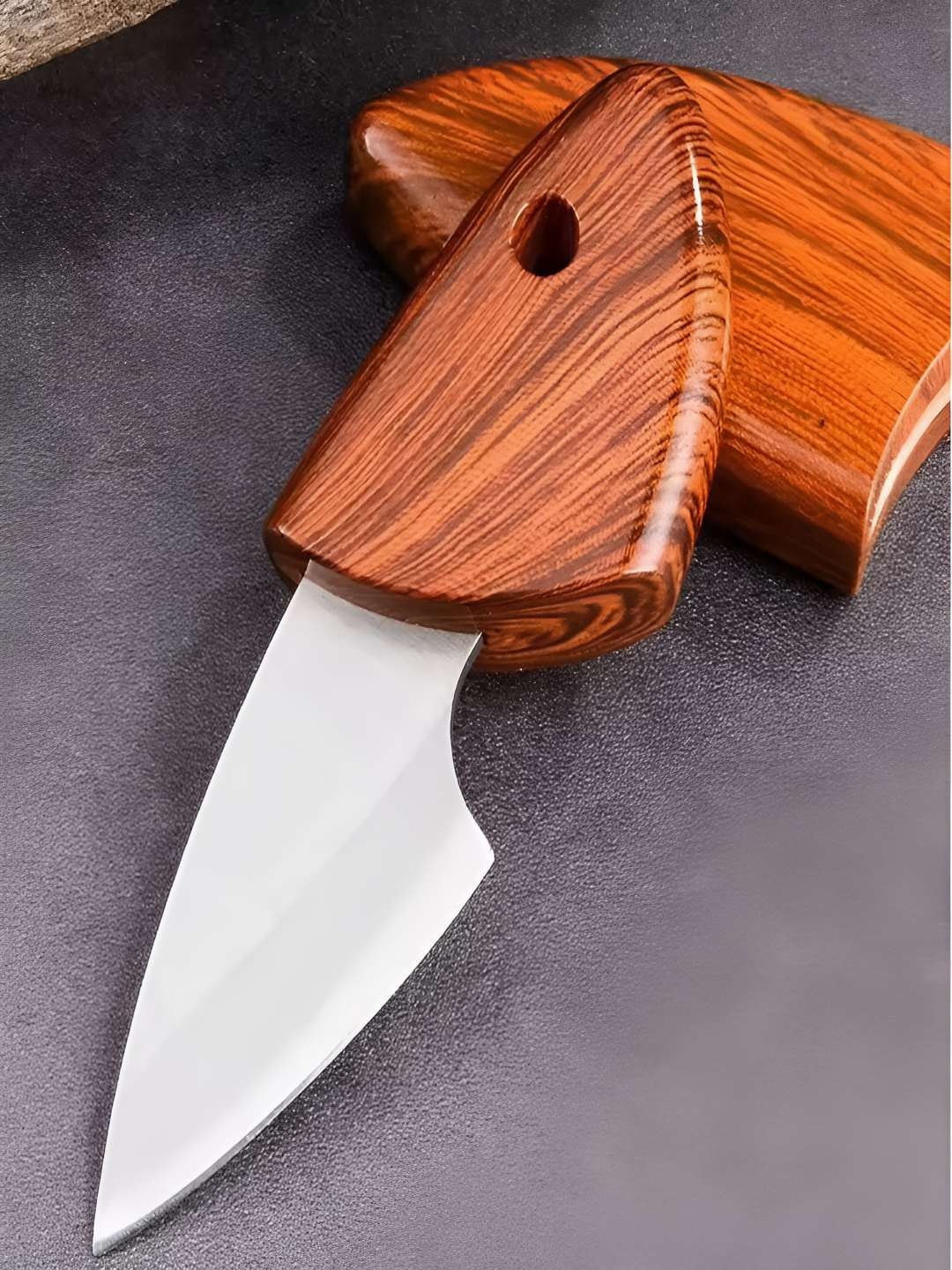 

MACHADO Silver-Toned Stainless Steel Leaf Shape Mini Pocket Knife With Sheath