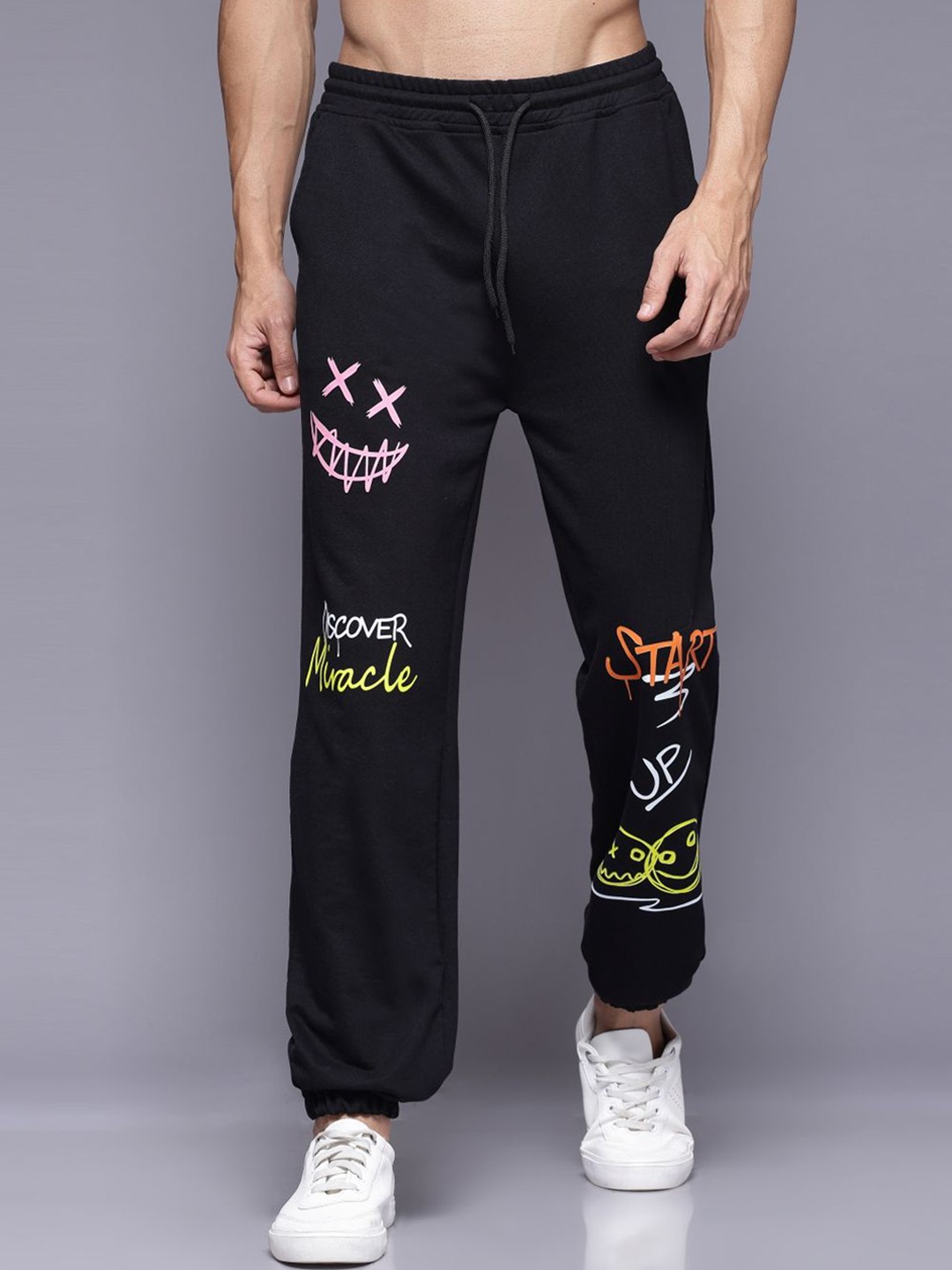 

THE BEETEL HOUSE Men Relaxed Loose Fit Easy Wash Joggers Trousers, Black
