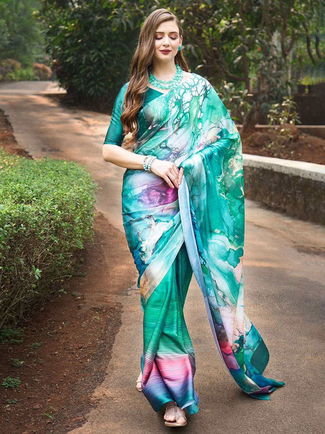 

Mitera Poly Crepe Block Print Saree, Sea green