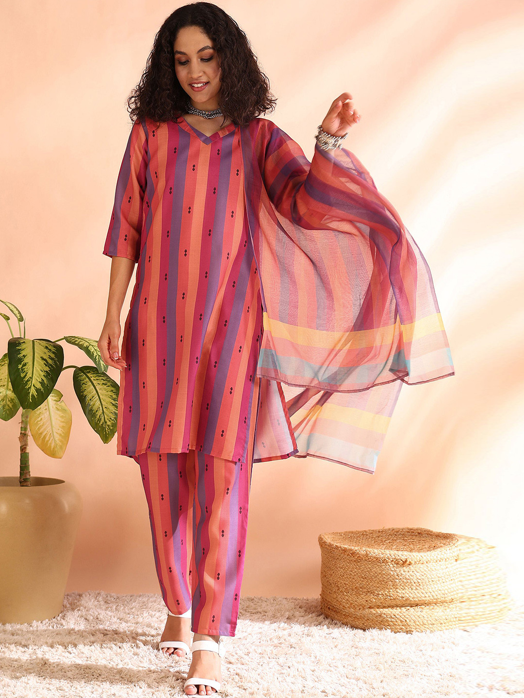 

DIVASTRI Striped V-Neck Straight Kurta With Trousers & Dupatta, Pink