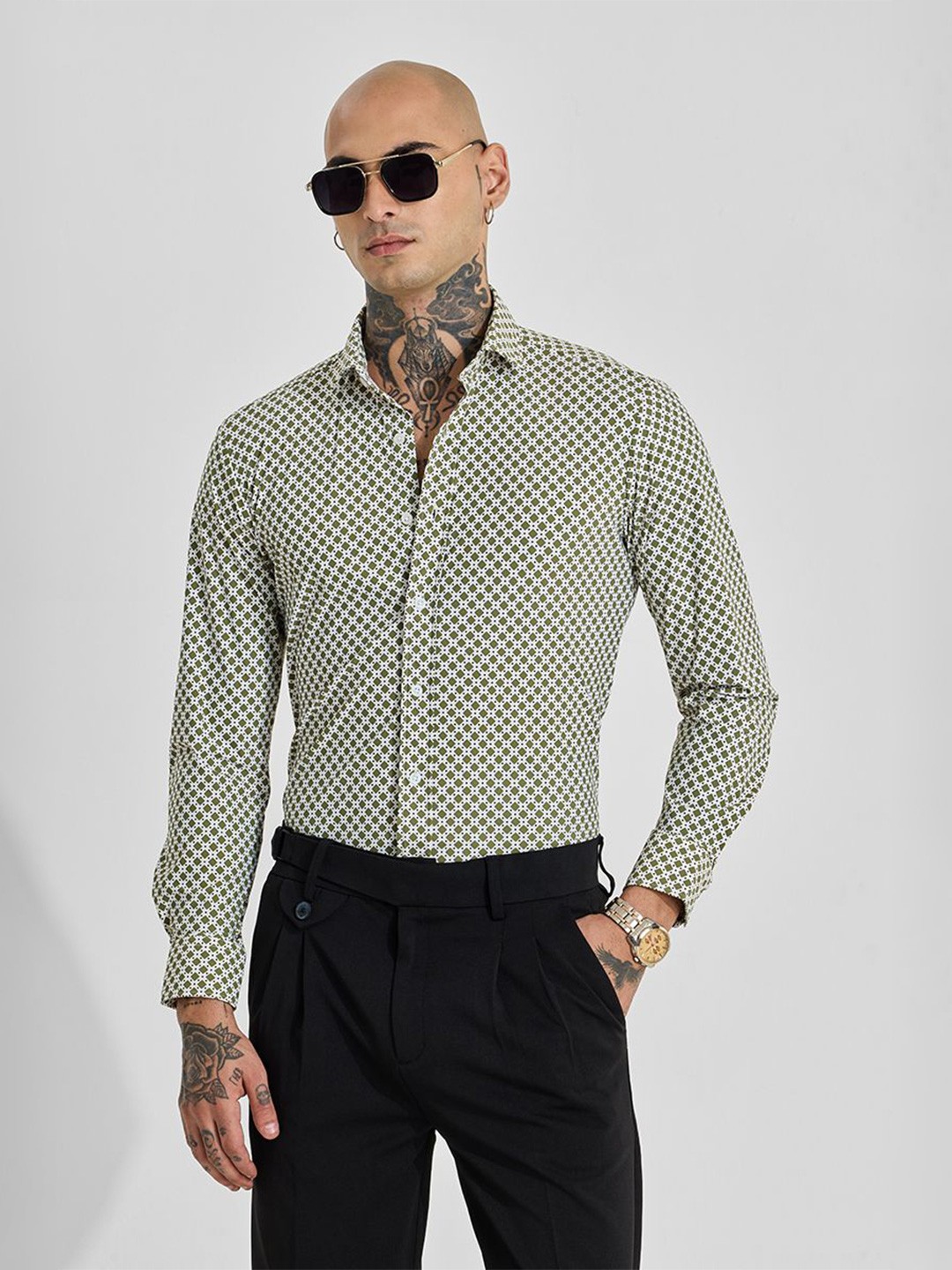 

Snitch Men Slim Fit Opaque Printed Casual Shirt, Olive