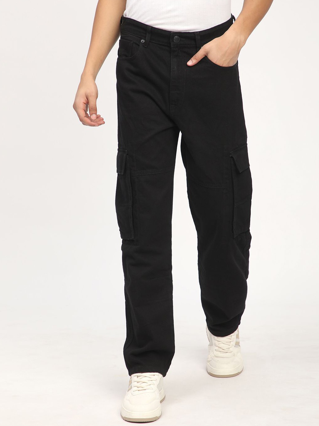 

R&B Men Relaxed Fit Light Fade Jeans, Black