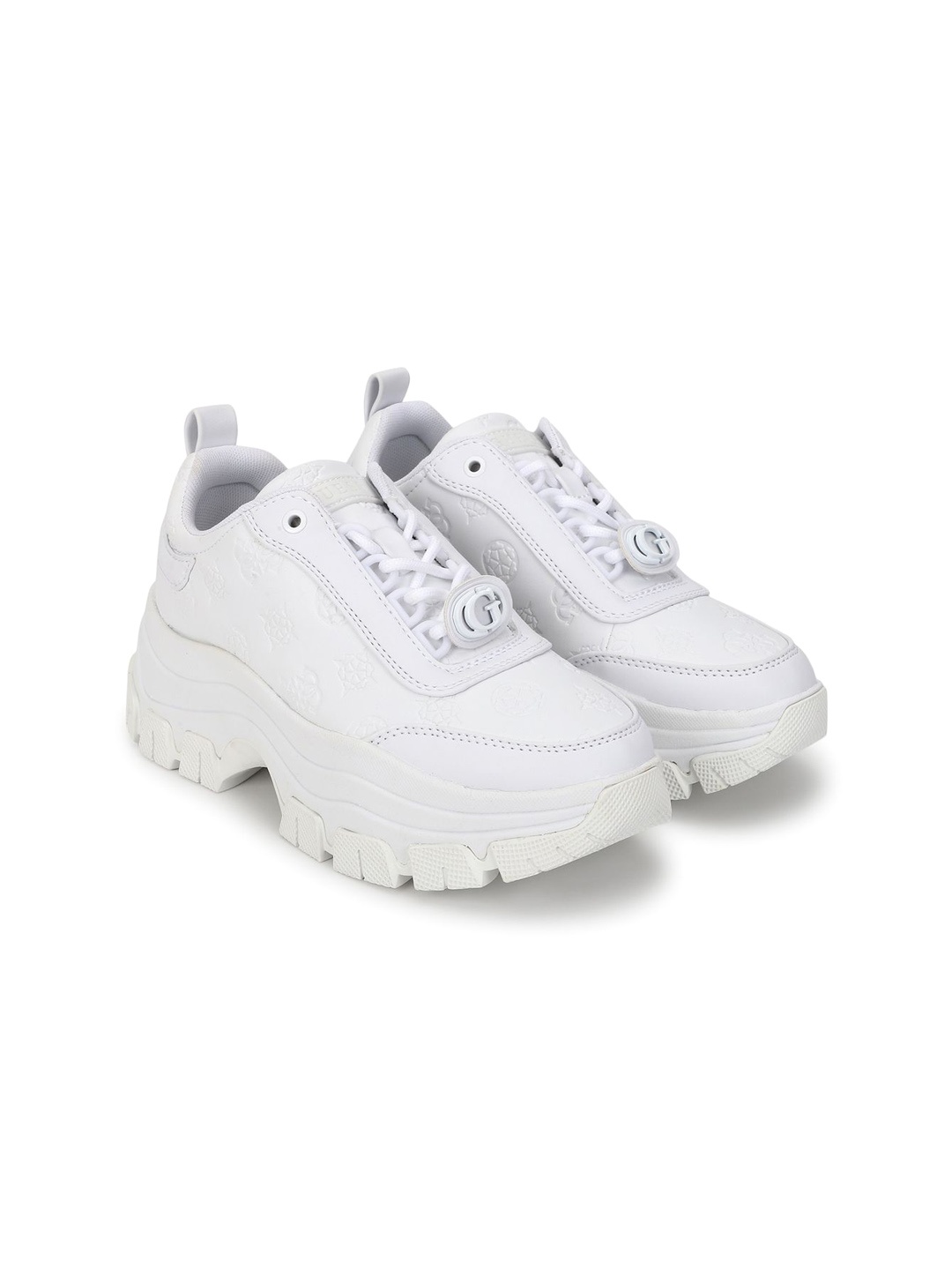

GUESS Women Textured PU Sneakers, White