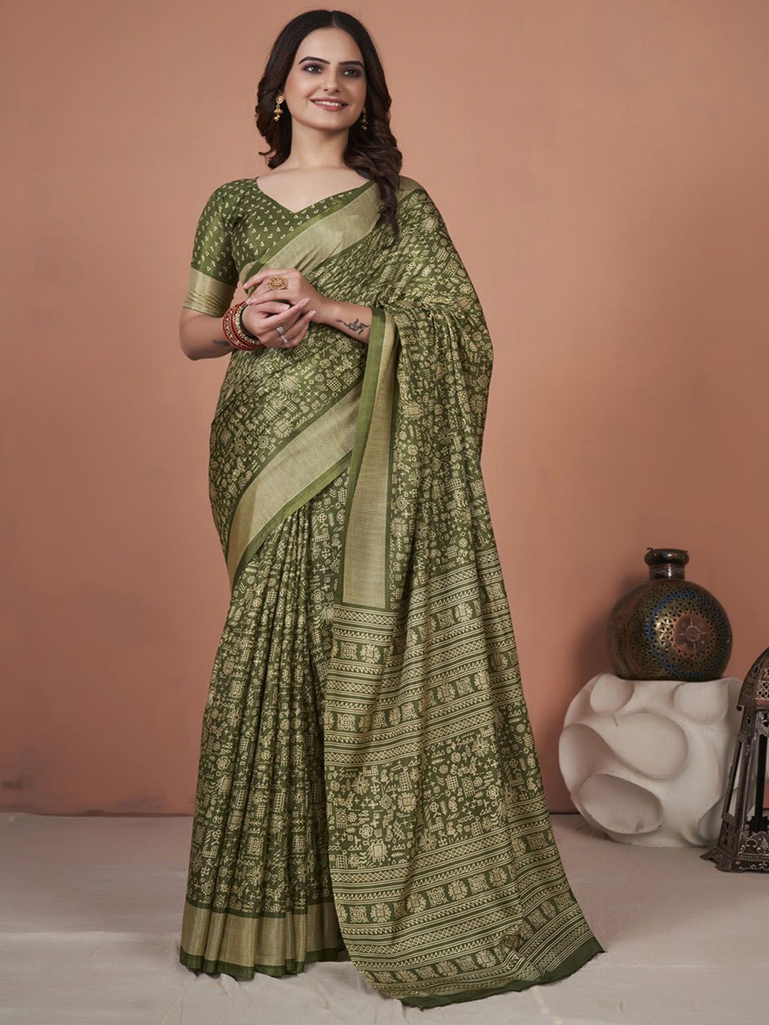 

Anouk Rustic Warli Silk Blend Bagh Saree, Olive