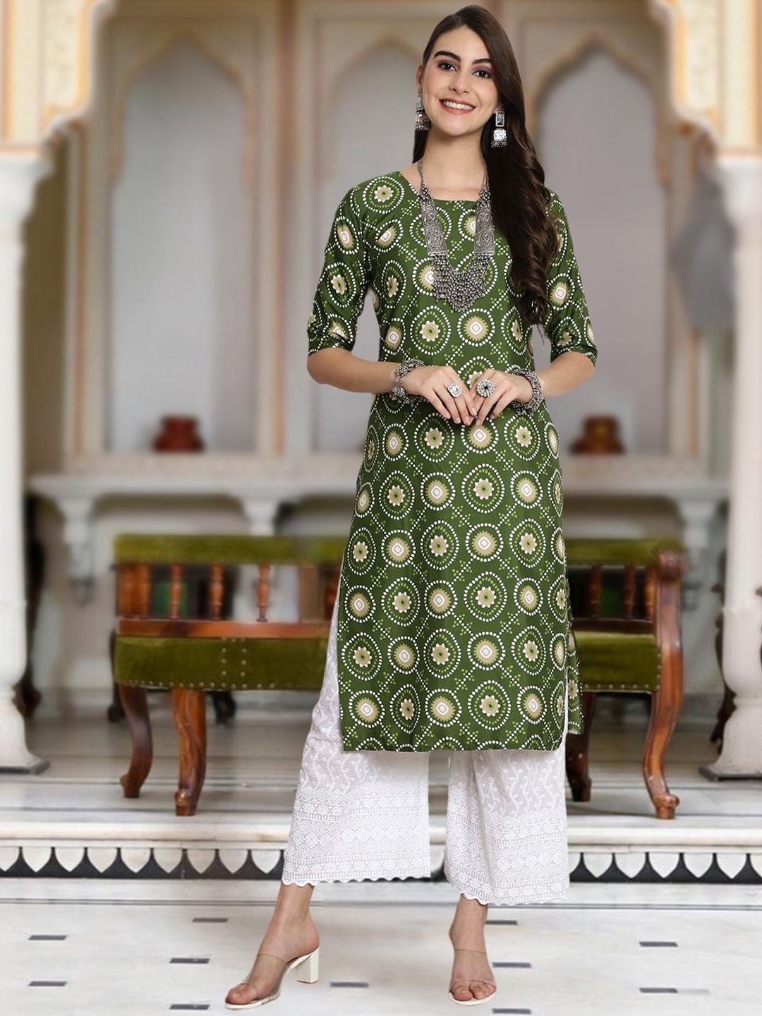 

Moda Rapido Floral Printed Round Neck Straight Kurta, Green