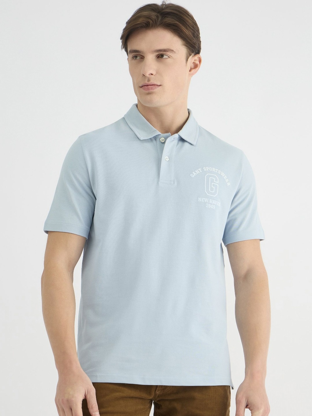 

GANT Men Embroidered Chest Graphic Pure Cotton T-Shirt, Blue