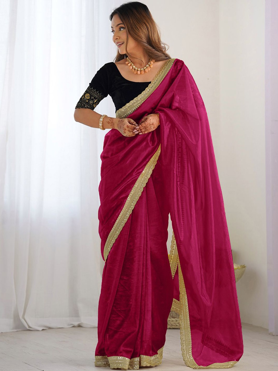 

Satrani Sequinned Supernet Saree, Pink