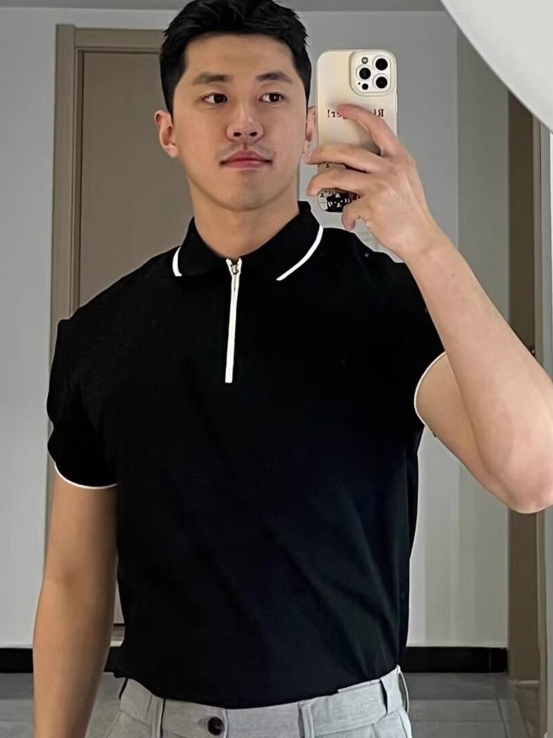 

StyleCast Men Polo Collar Monochrome T-shirt, Black
