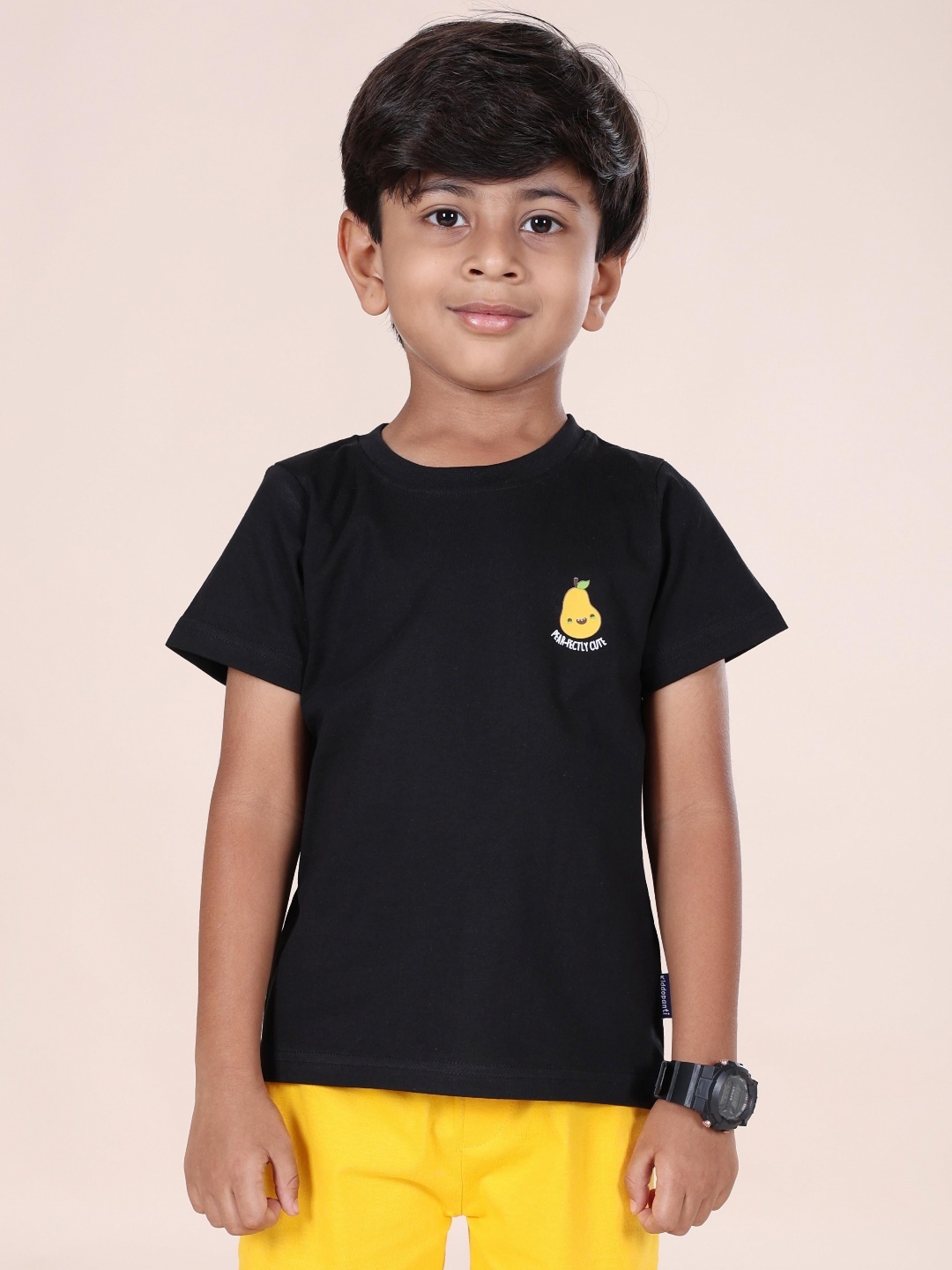 

KiddoPanti Boys Printed Pockets T-shirt, Black