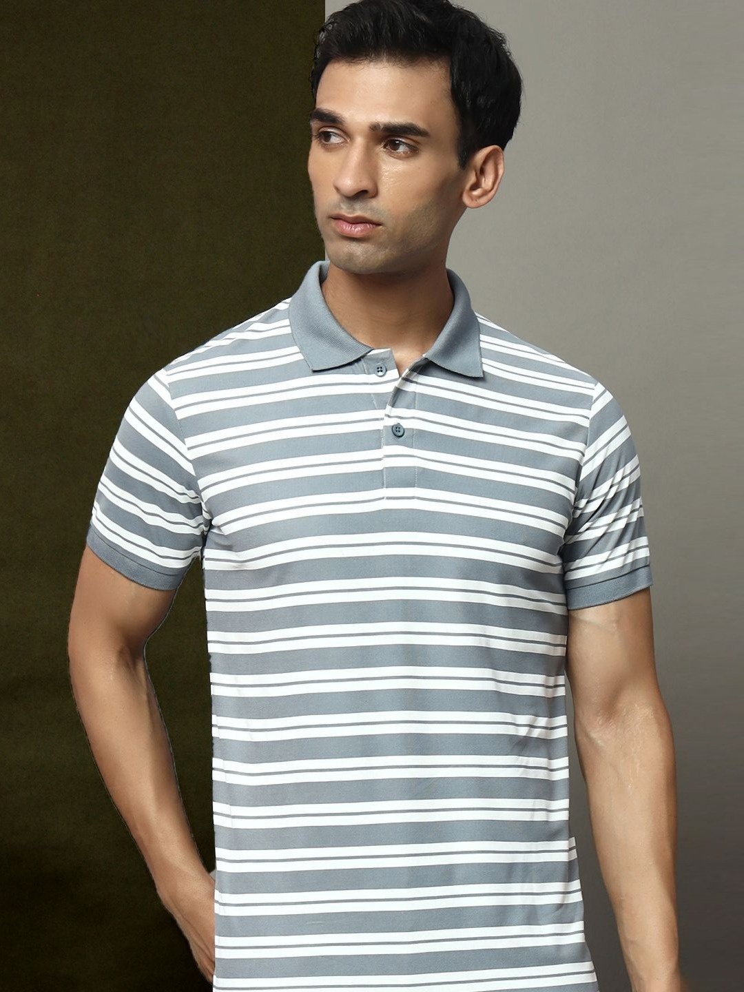 

OGEN Men Striped Polo Collar Pockets T-shirt, Grey