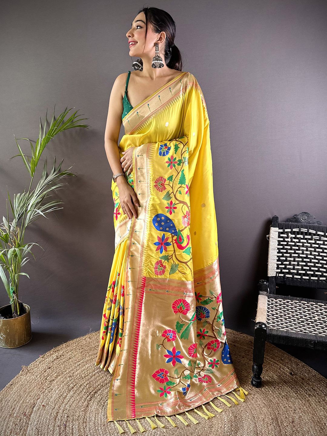 

LeeliPeeri Designer Woven Design Zari Silk Blend Designer Paithani Saree, Yellow