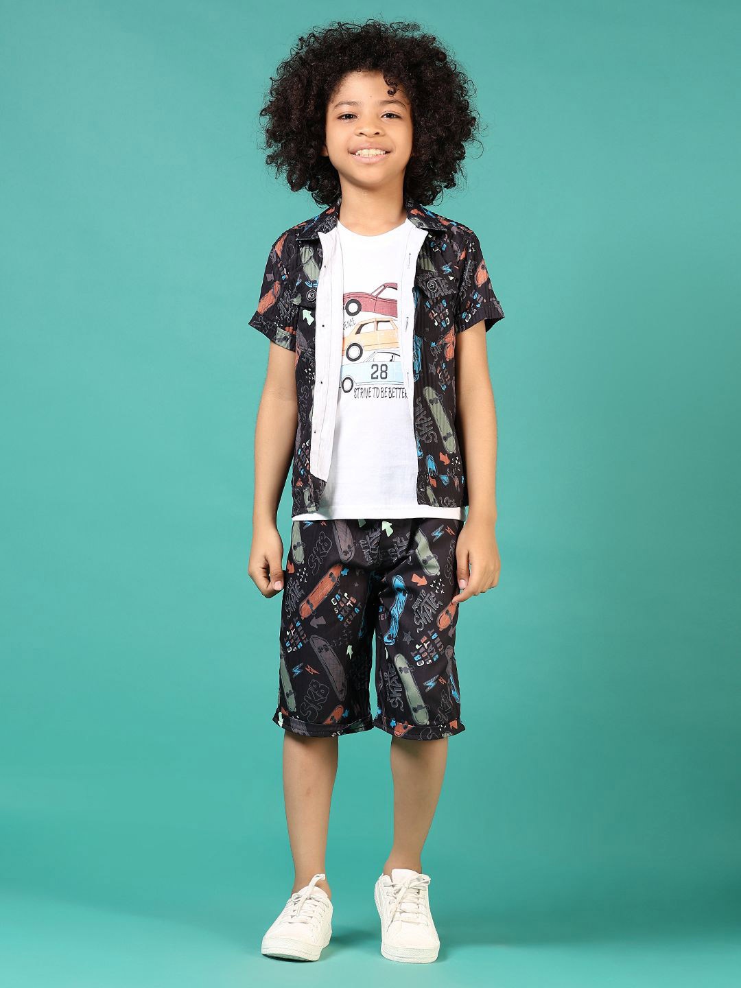 

V-Mart Boys Printed Pure Cotton Shirt With Shorts, Black