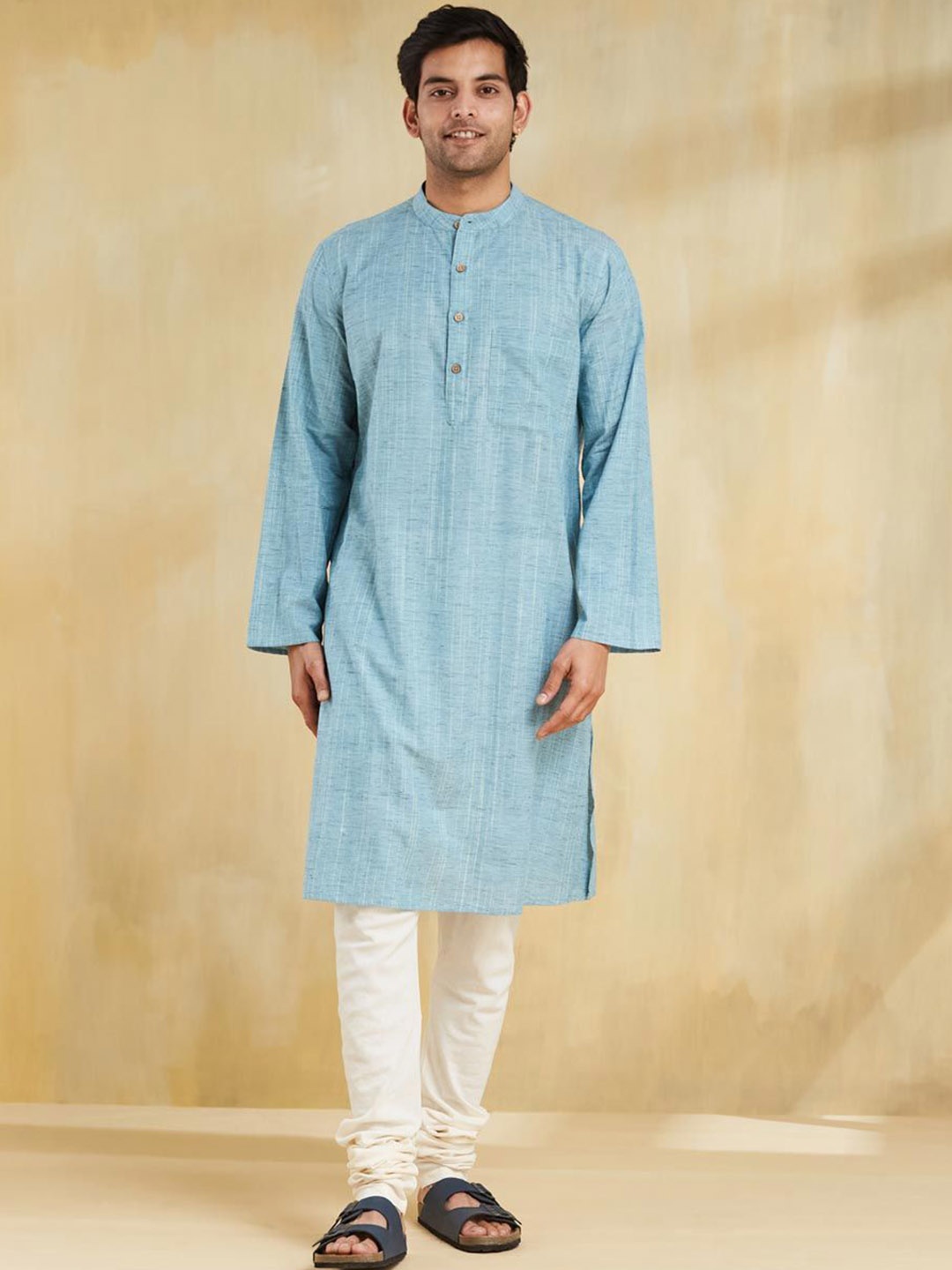 

Fabindia Pure Cotton Mandarin Collar Straight Kurta, Blue