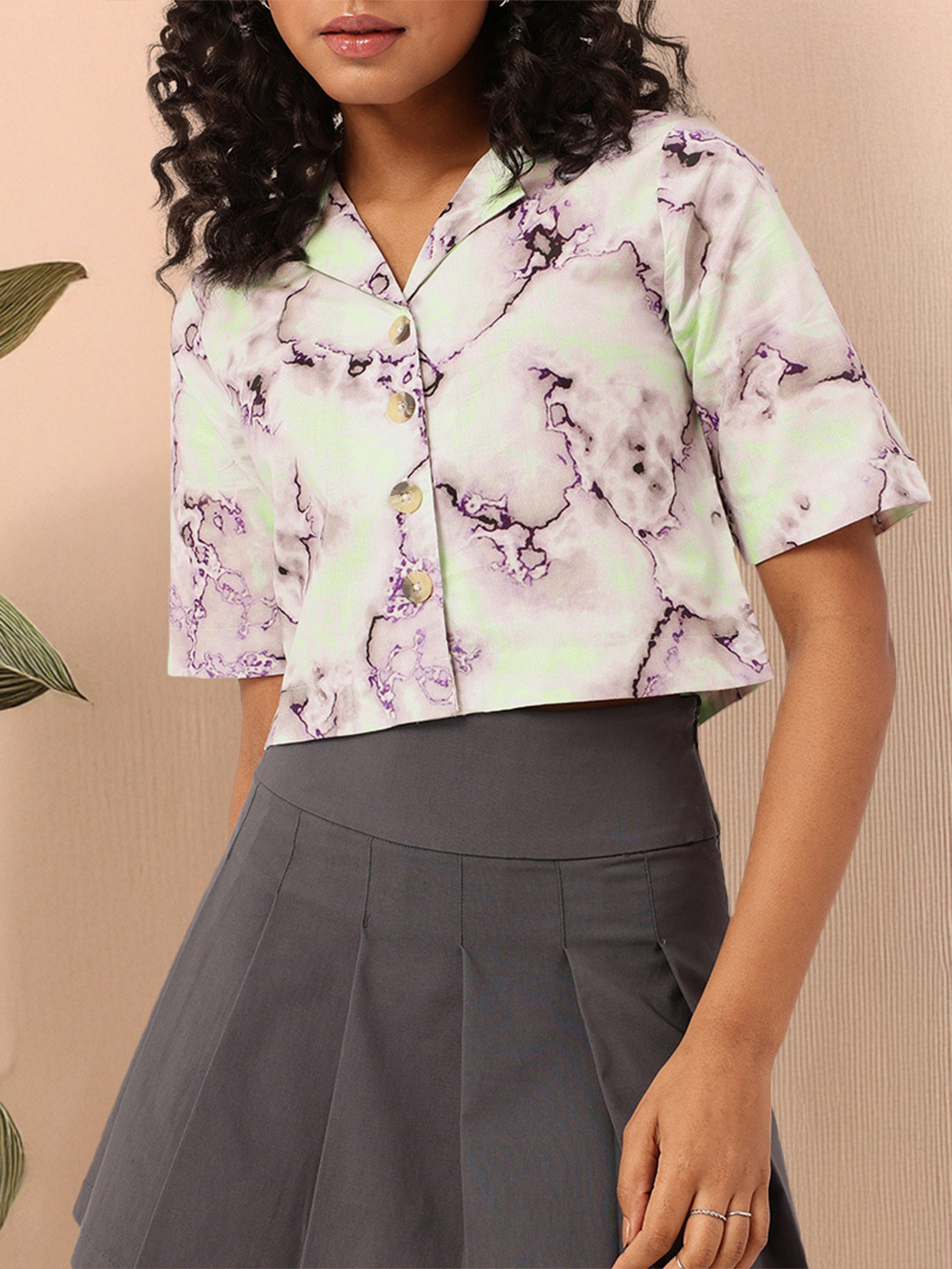 

DressBerry Neo-Electro Print Boxy Crop Shirt, White