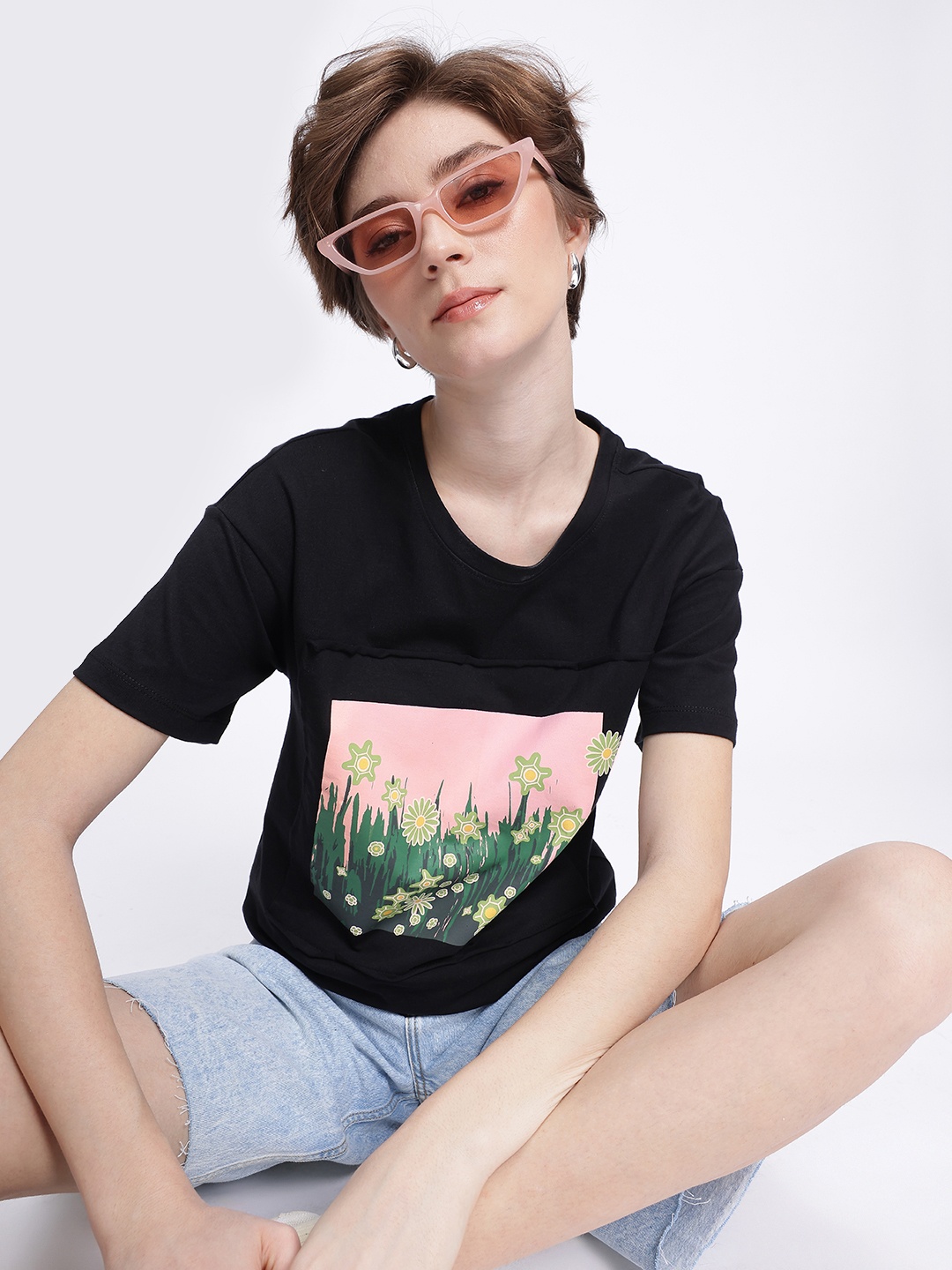 

DressBerry Urban Bloom Printed Applique Oversized T-shirt, Black