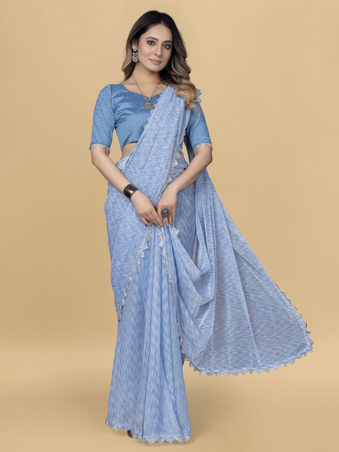 

LADY SHOPI Embellished Saree, Turquoise blue